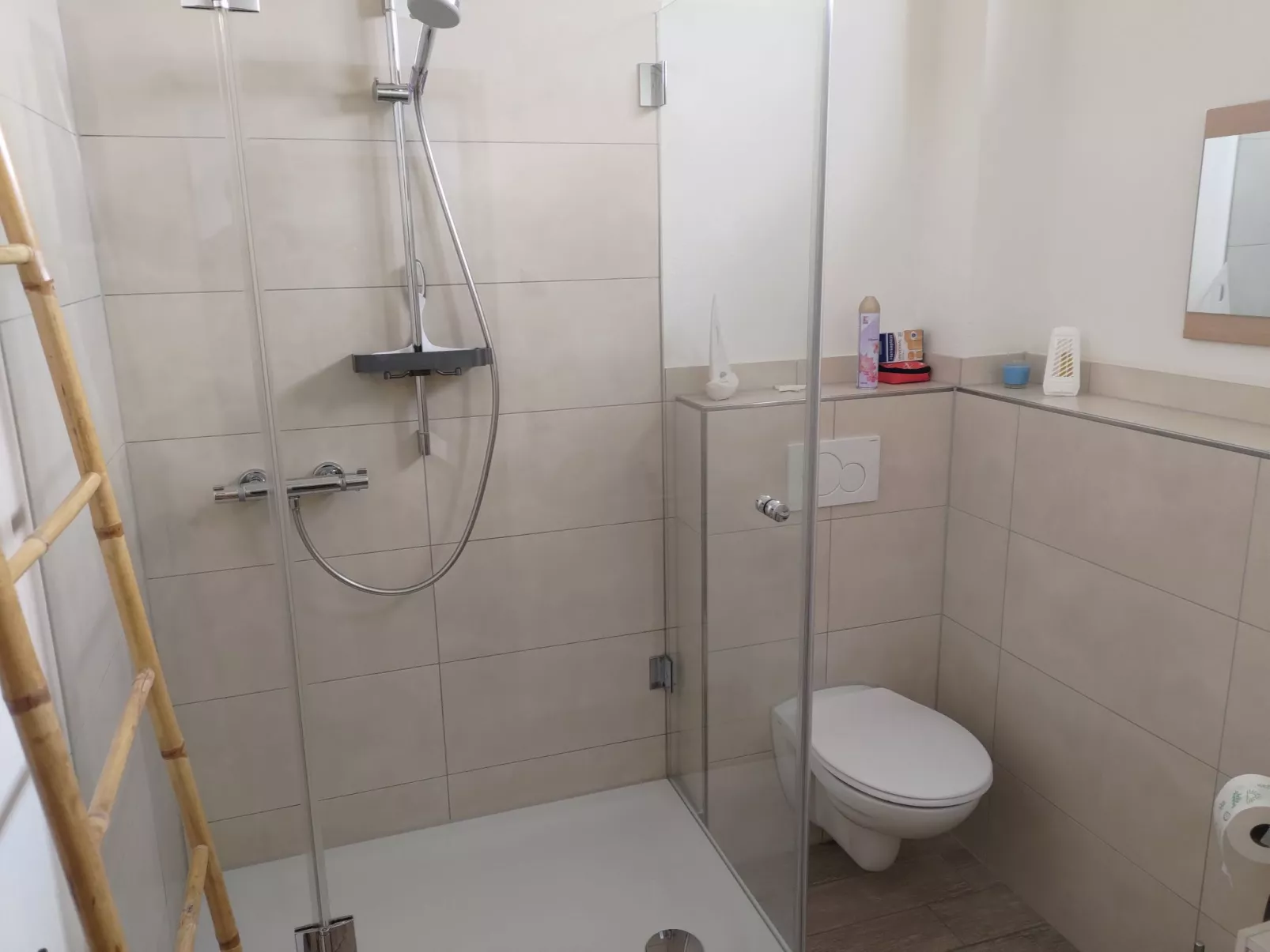 Nette Wohnung in Großsteinberg mit Grill und Terrasse-Drinnen