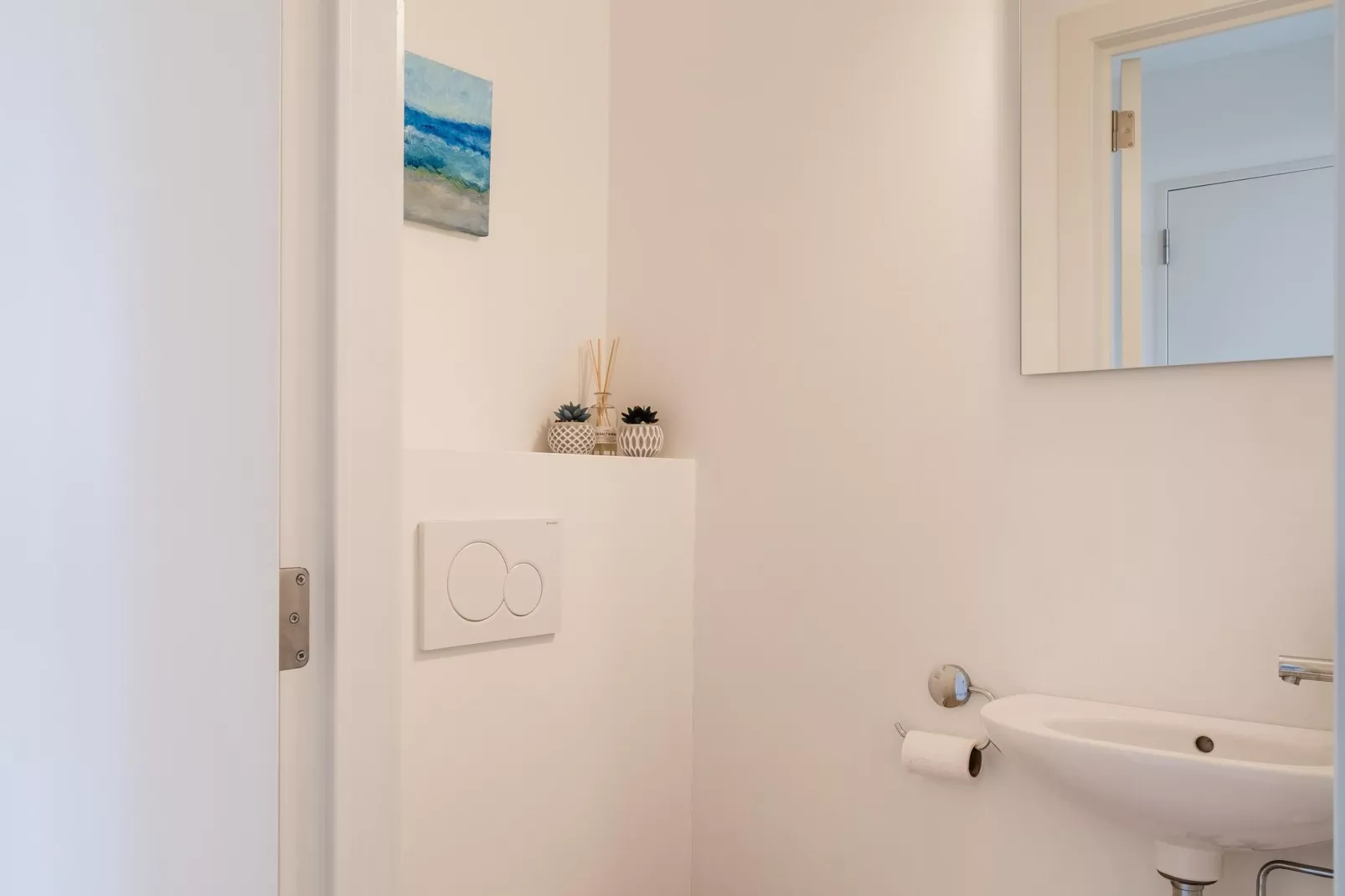 Alisee App 303-Bathroom