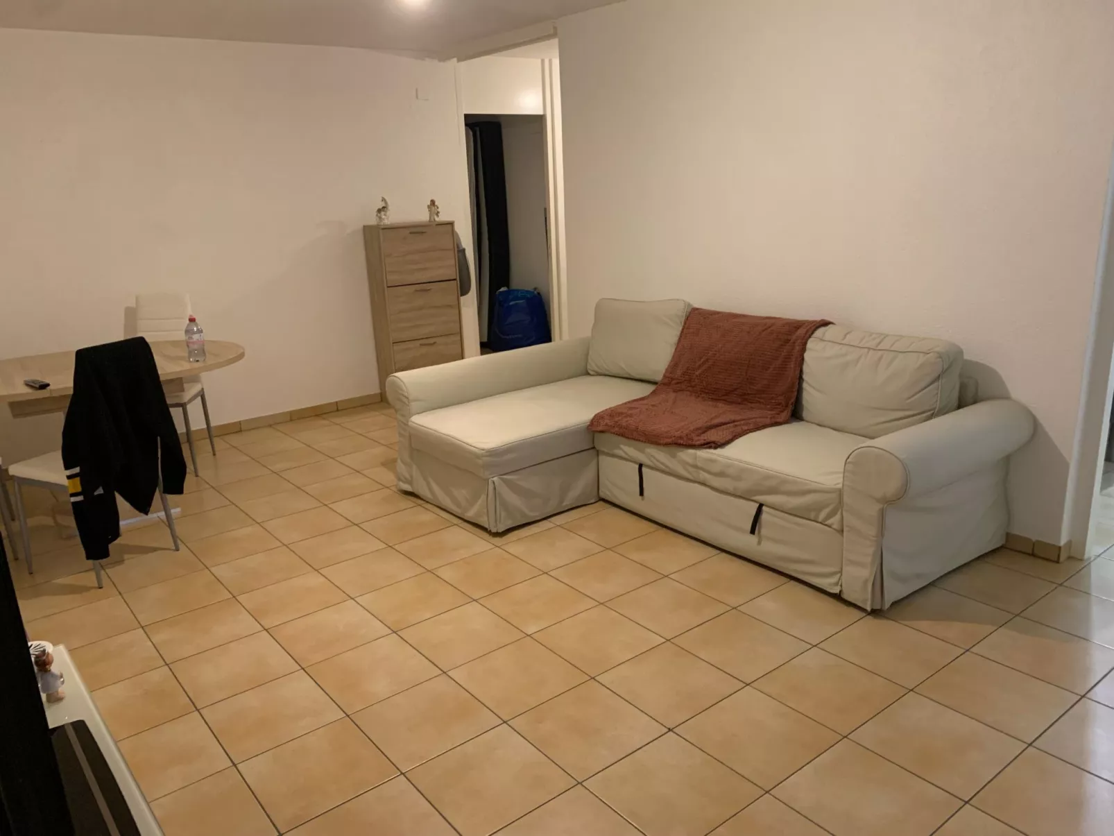 Cozy Little Dream - Inside