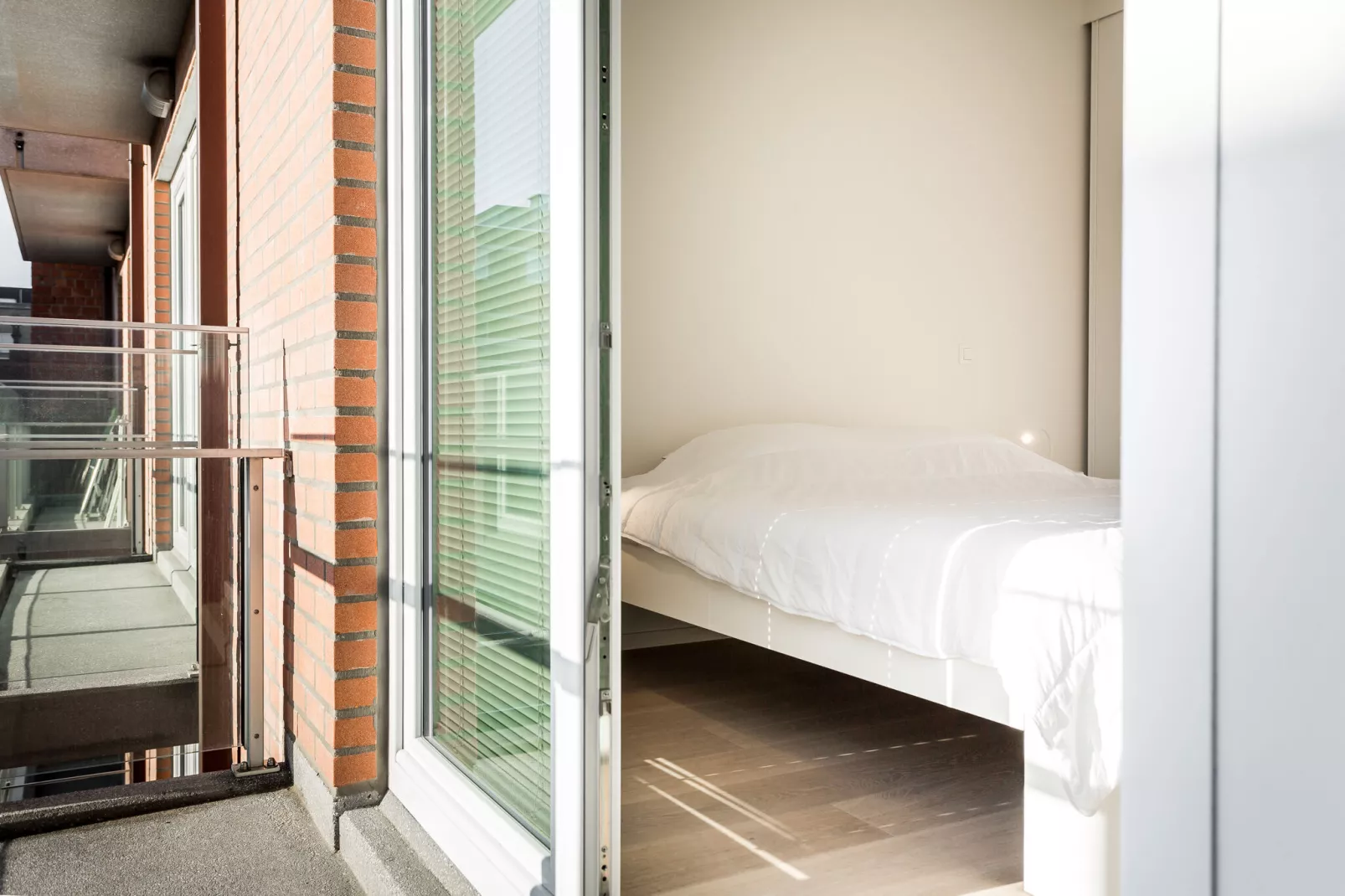 Winoc 401-Exterior summer