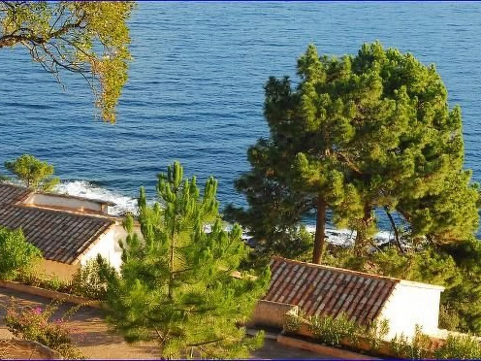 "Maison 3 personnes"-Dehors