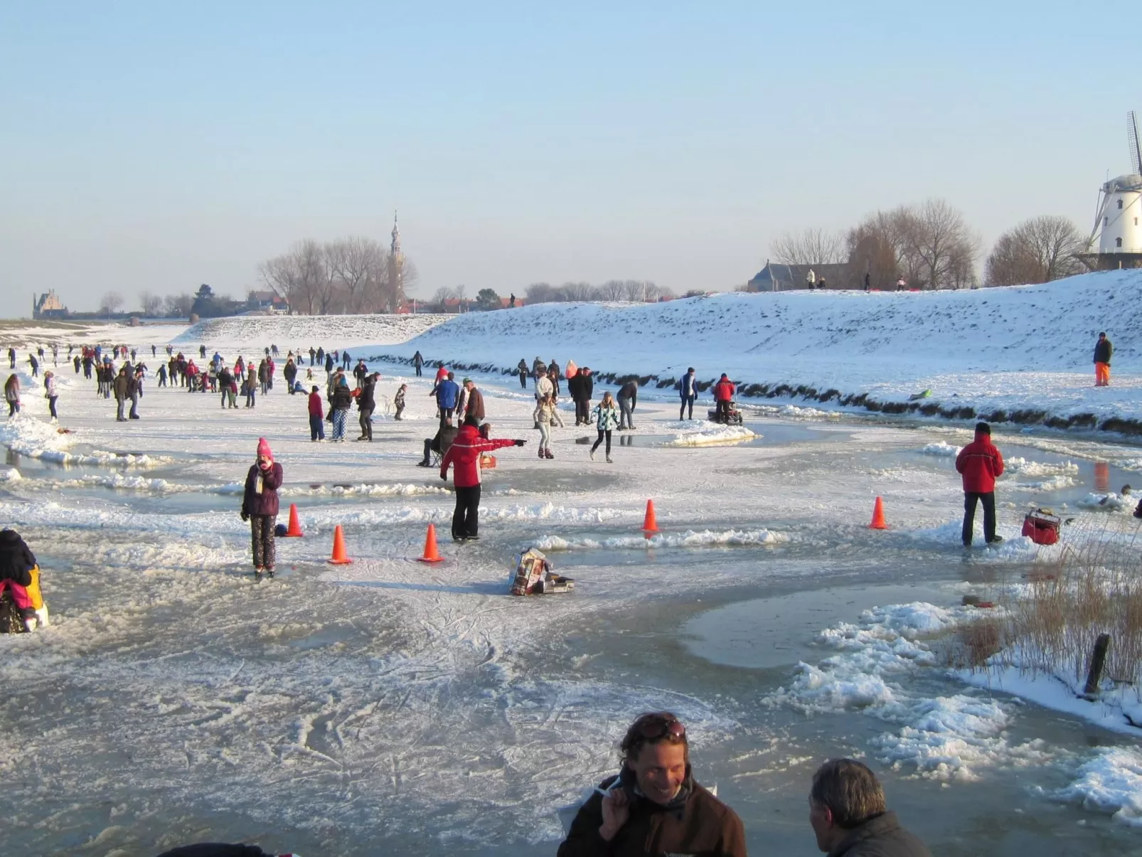 Gemütliches Haus mit komplett umzäuntem Garten-Image-tags.info