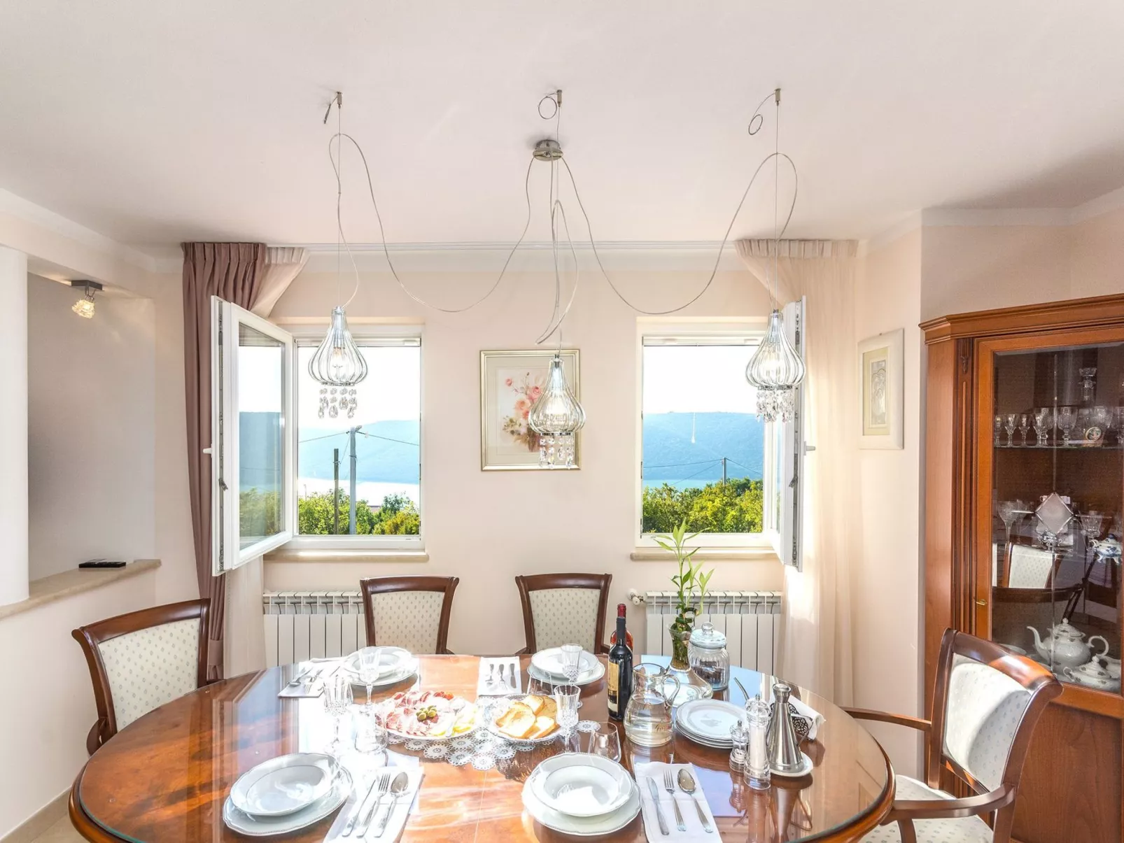 Villa 'Villa Mare' mit privatem Pool-Drinnen