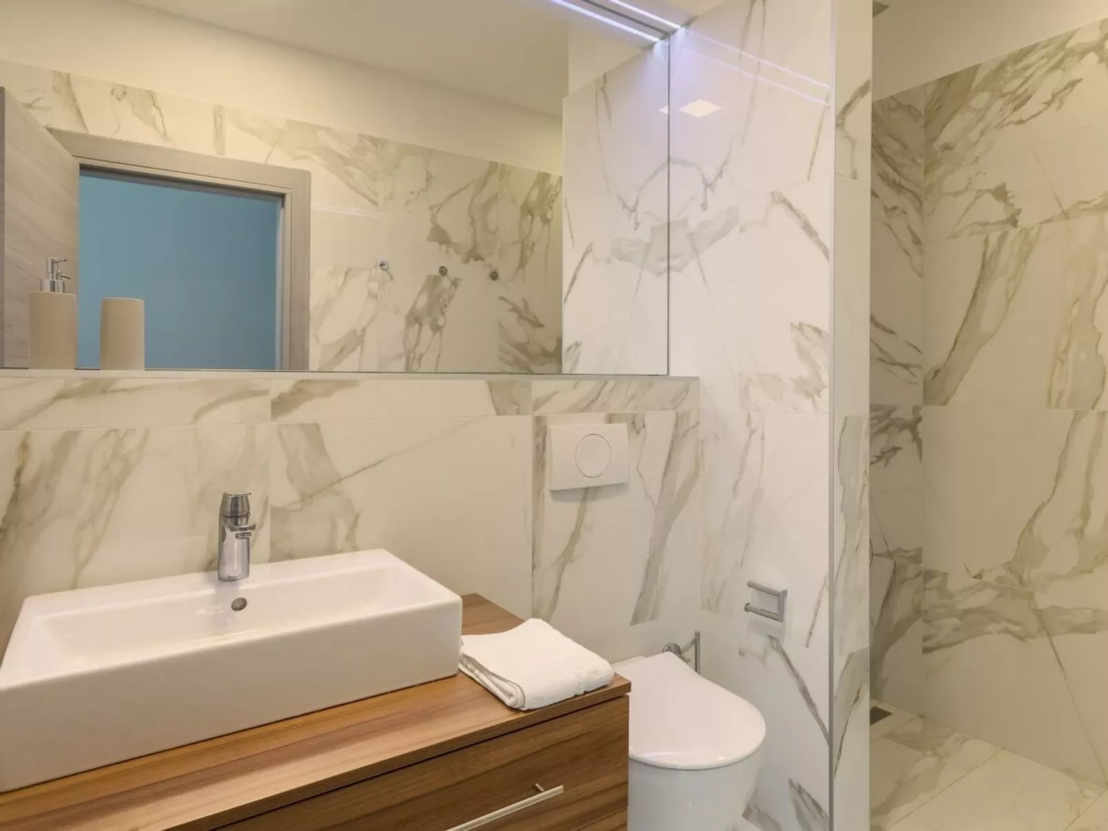 Villa Adria Blue-Image-tags.info