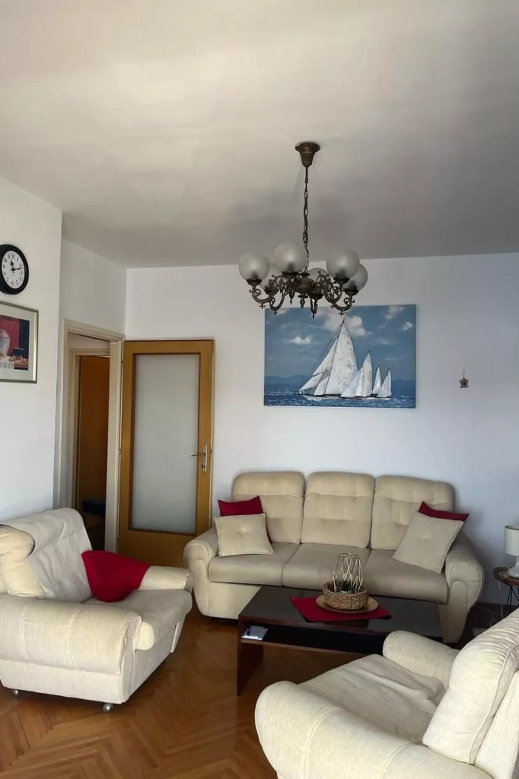 Wohnung mit Blick auf das Wasser-Dedans