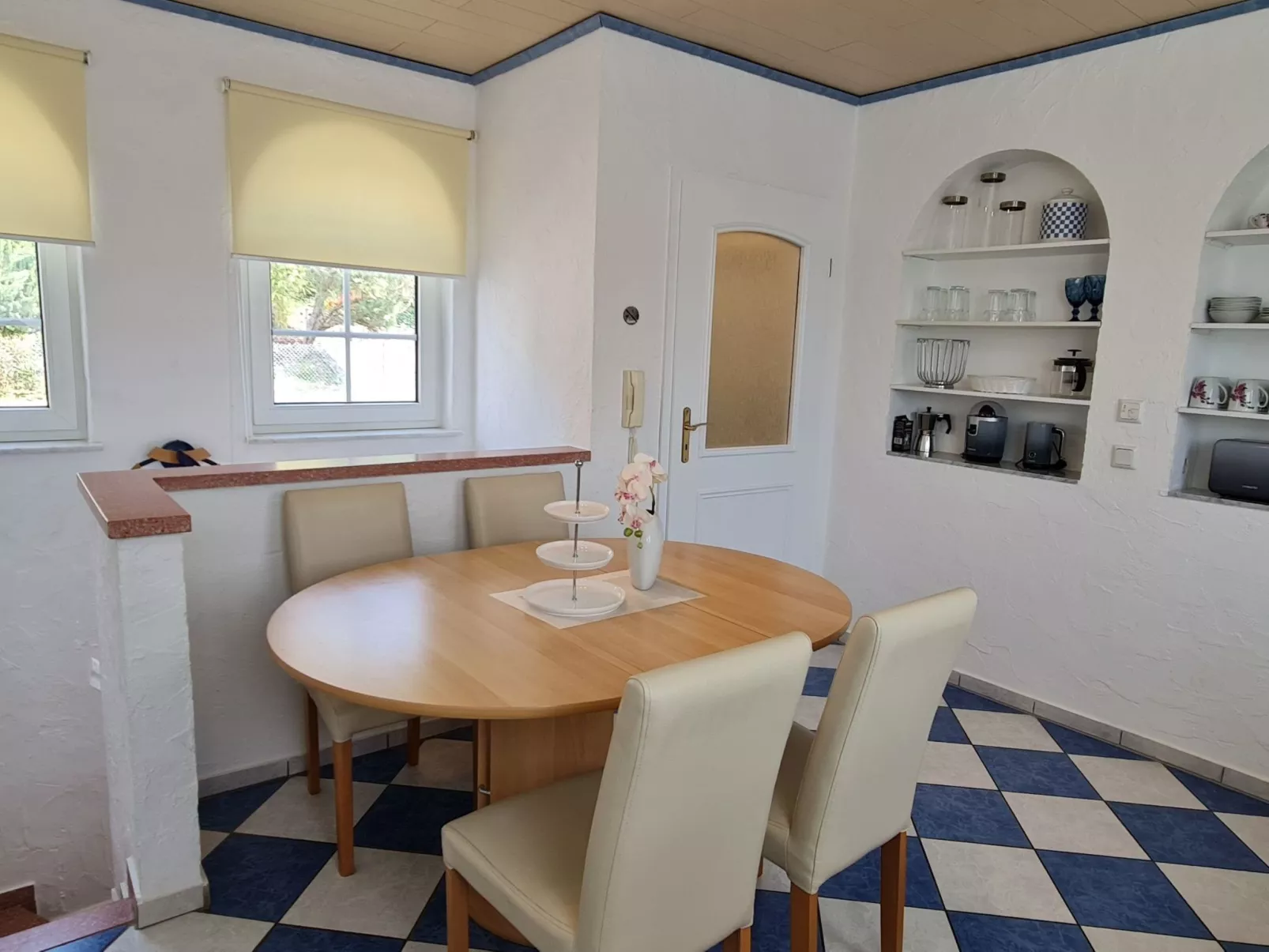 Dreibettzimmer mit Lounge-Terrasse und Garten - Inside