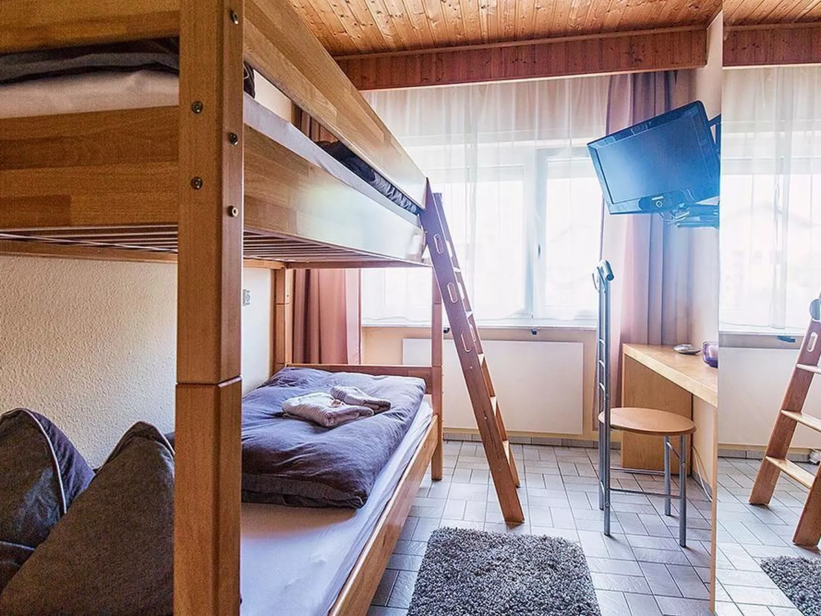 Zum Mensfelder Kopf-Dedans