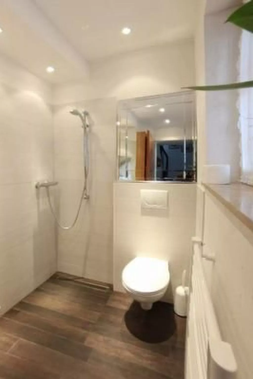 Goldbergvilla 7-9 P.-Dedans