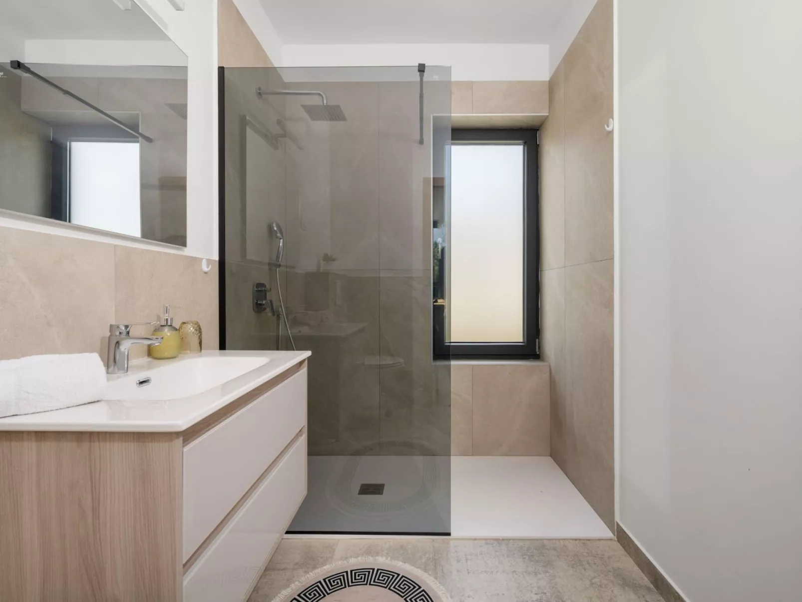 Sunset Villa Santalezi-Dedans