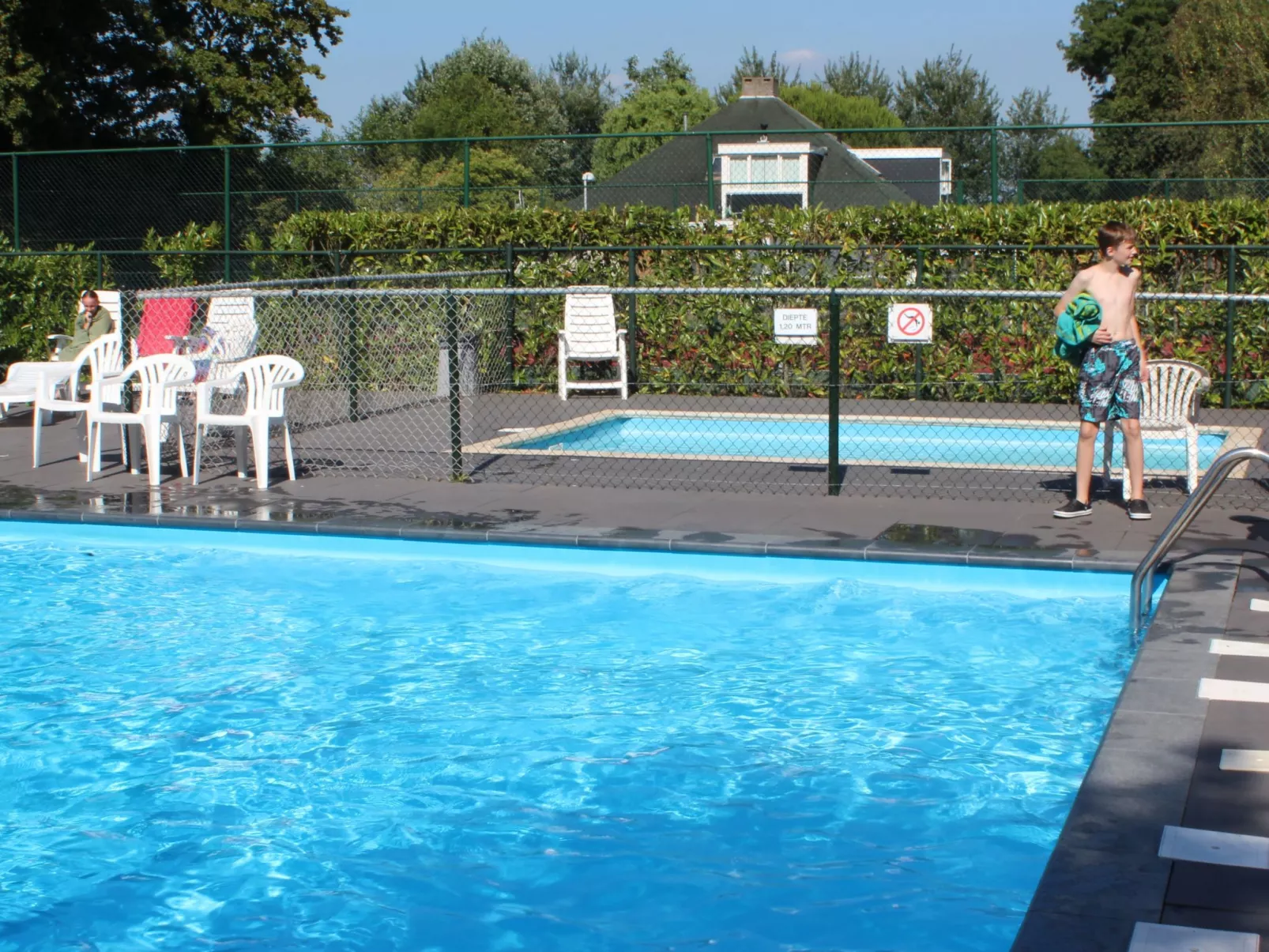 "Buurtweg 219"-Outside