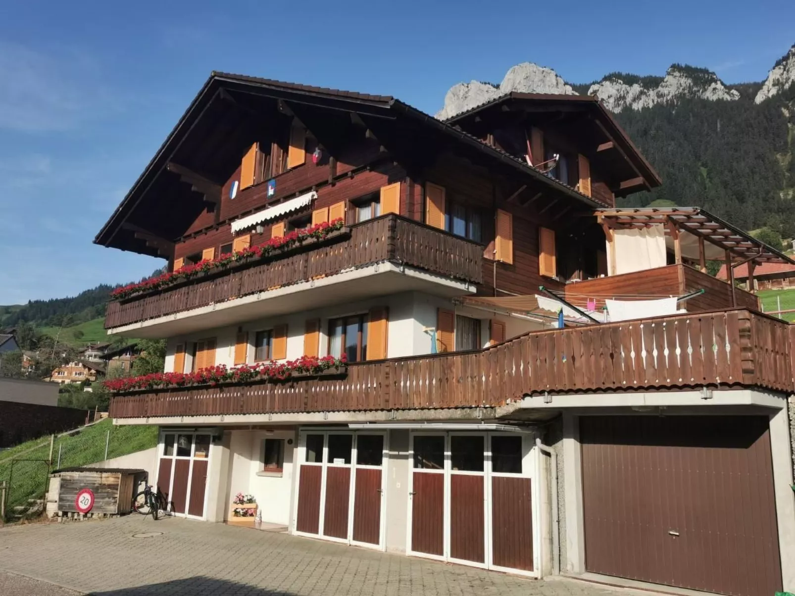 Nägeliboden-Outside