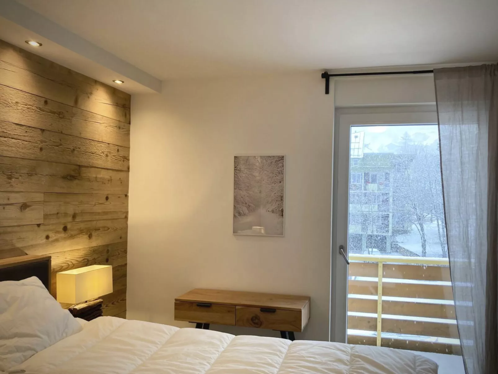 Geräumiges 3.5 Zimmer Beste Lage Kostenloses Parken-Dedans