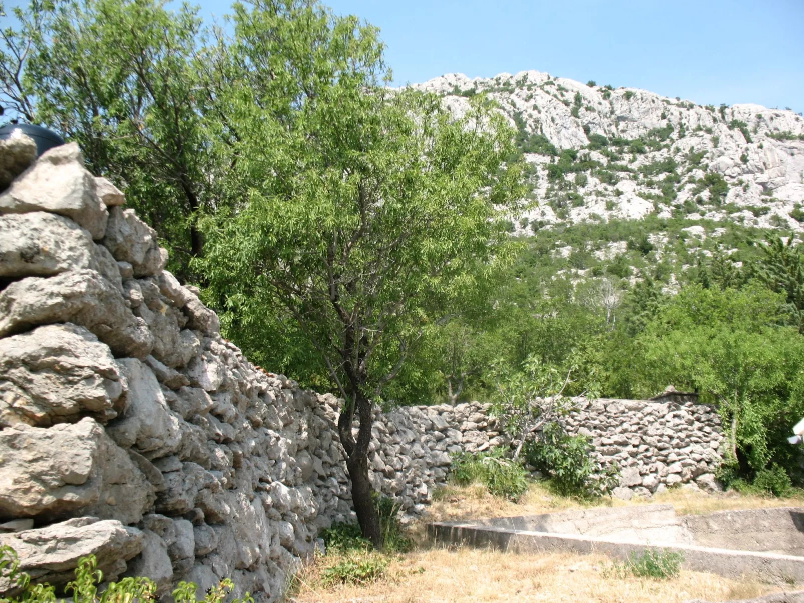 Für 6 Personen ca. 50 m&sup2; in Jablanac, Adriaküste Kroatien (Kvarner Bucht)-Dehors