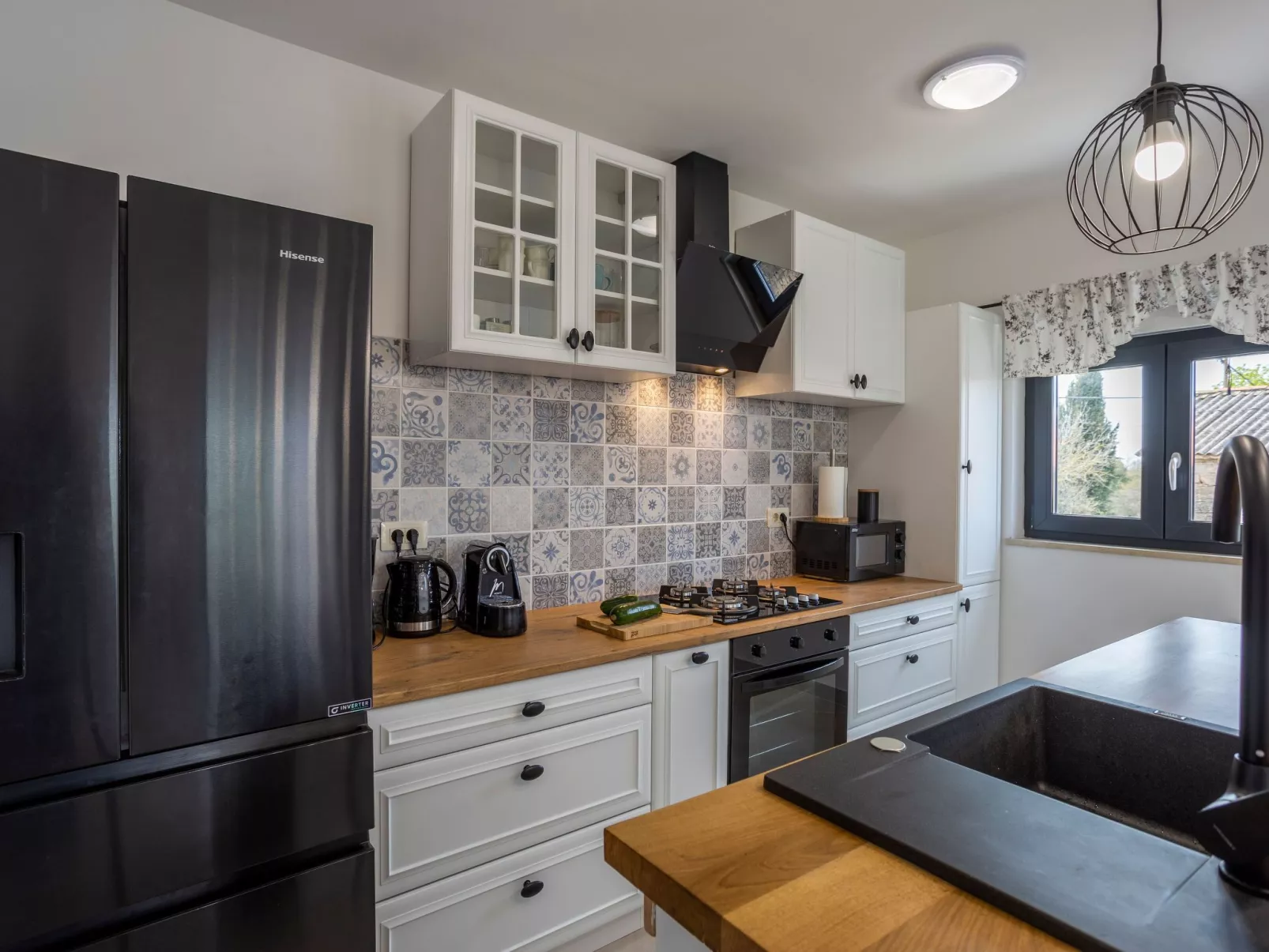 Schönes Ferienhaus in Modrusani mit Großem Garten-Drinnen