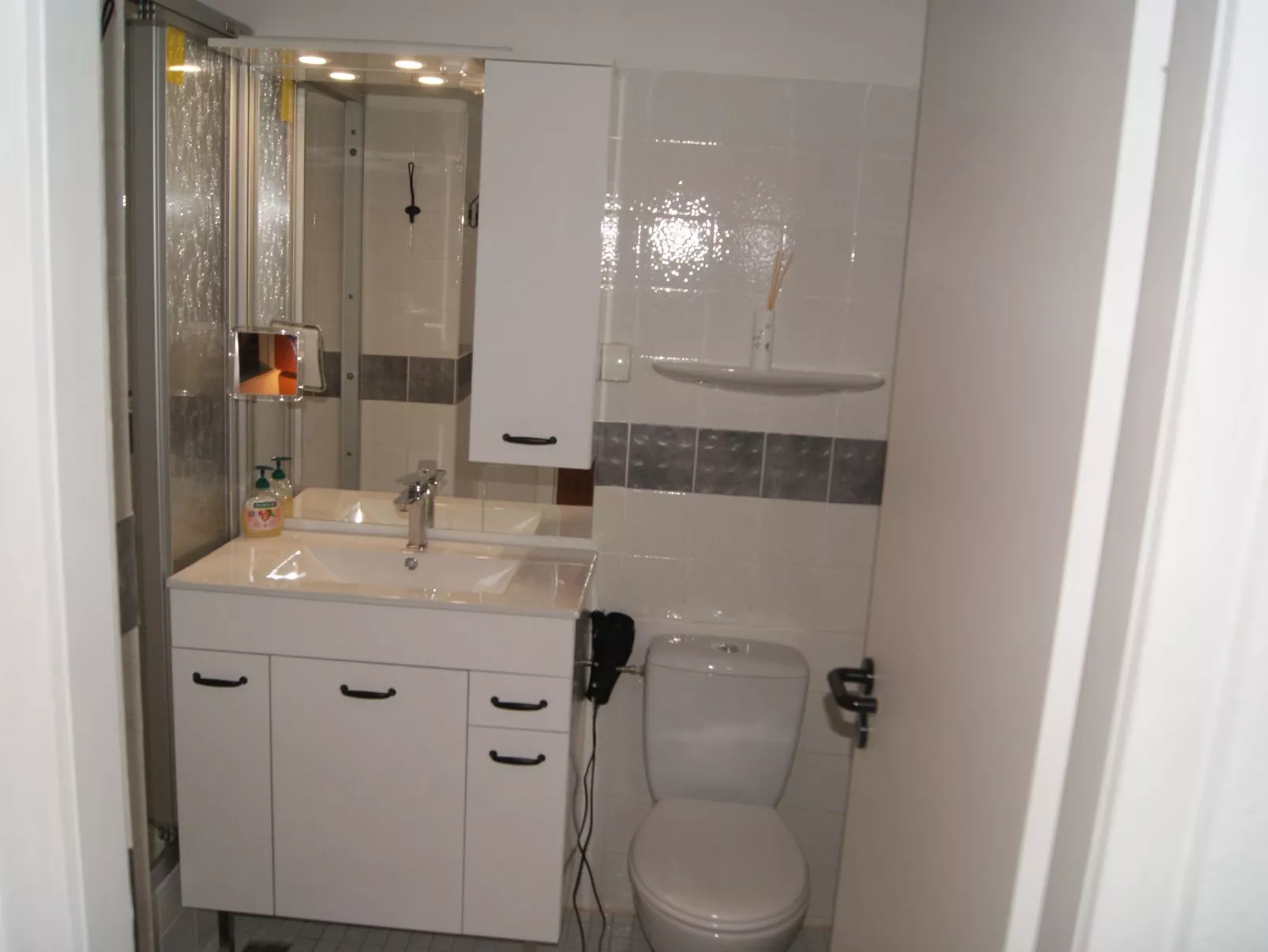 Gemütliche Ferienwohnung mit Bocksbergblick-Dedans