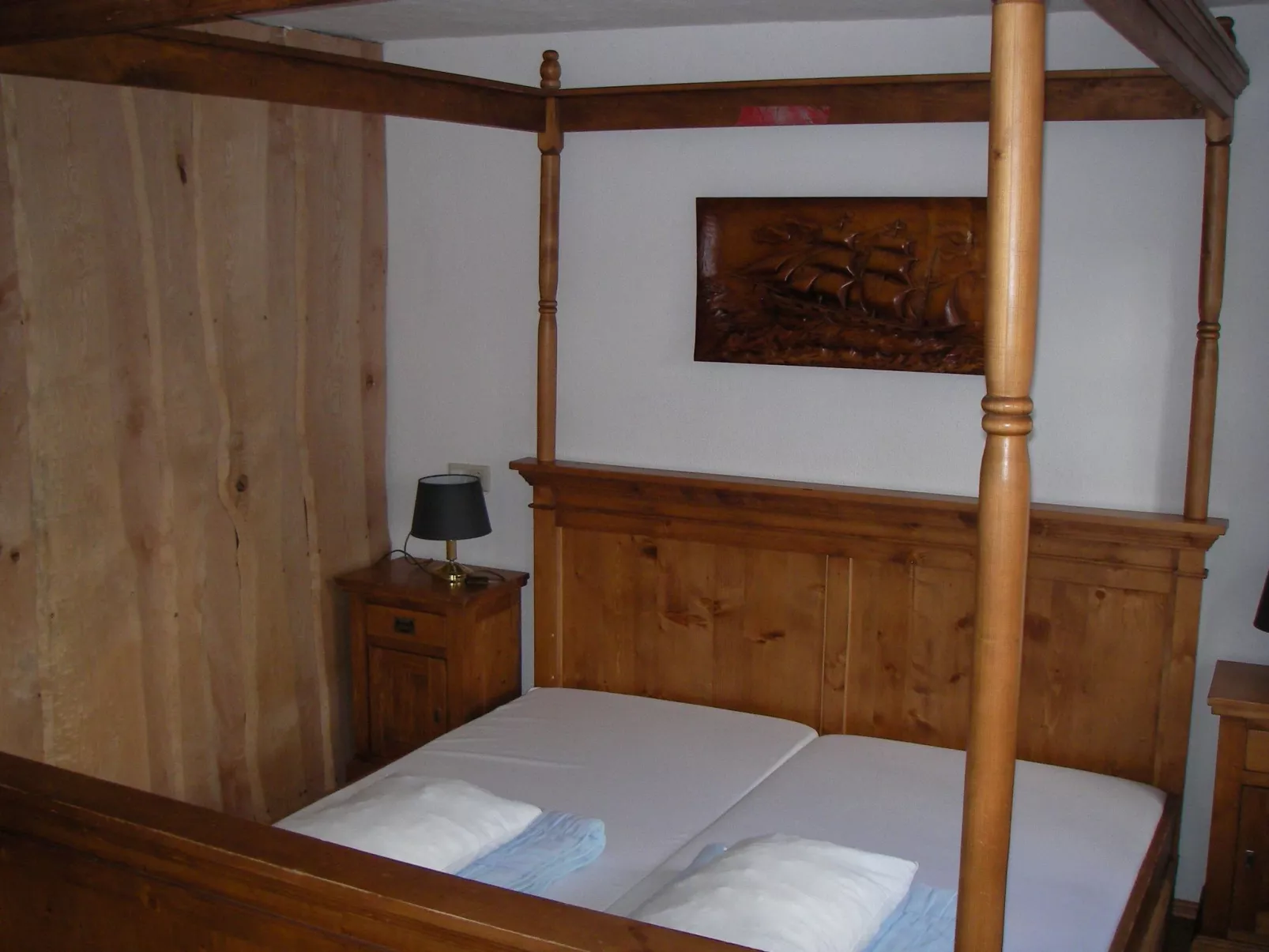 Schloß" Wildenstein"-Drinnen