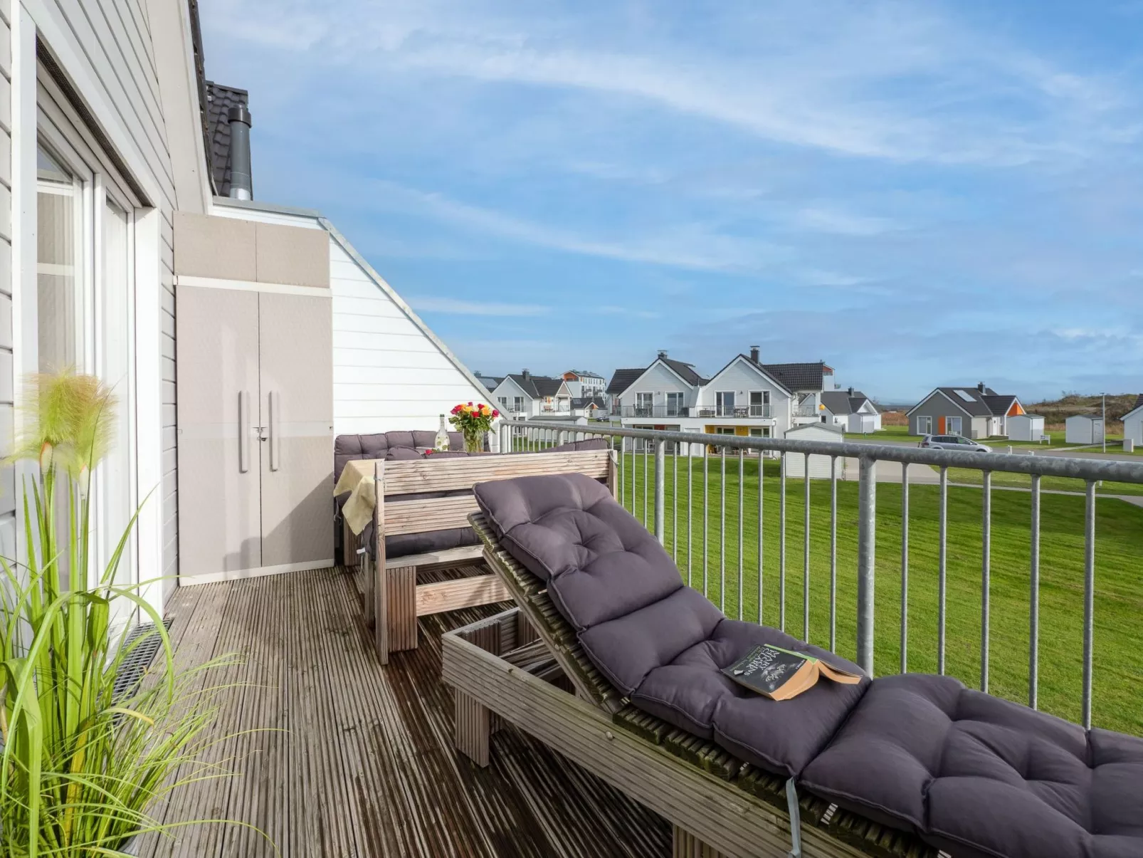 Fewo Kapitän James Cook, E-Ladesäule, Wasserbett-Draußen