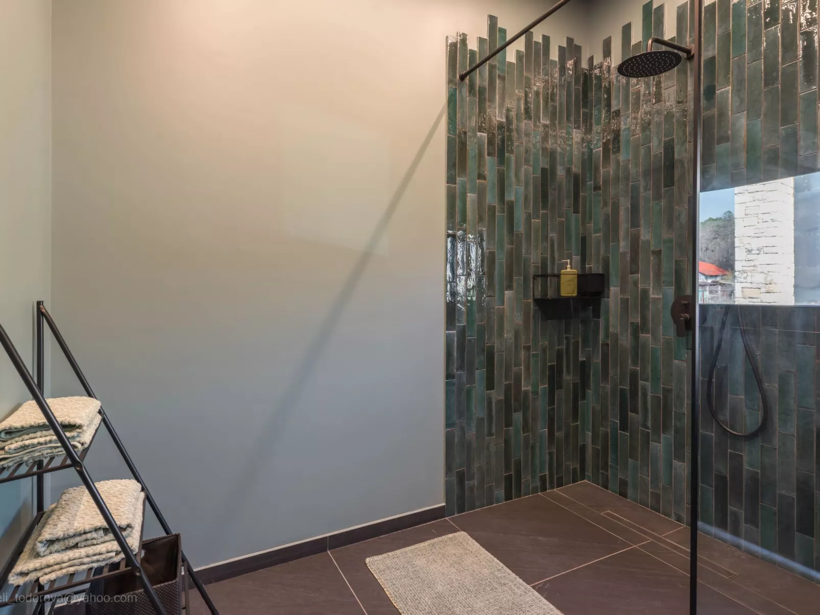 Exklusive Villa mit Swimmingpool und Whirlpool-Image-tags.info