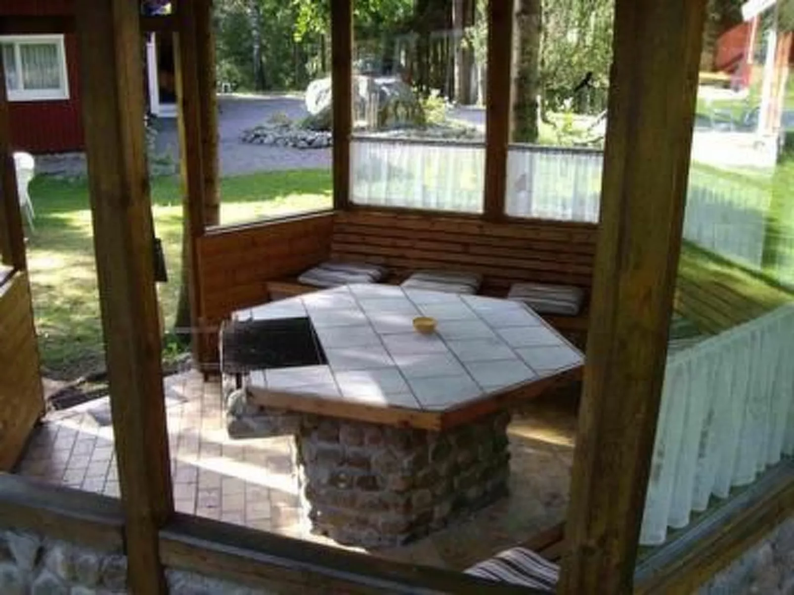 Toms Hütte-Draußen