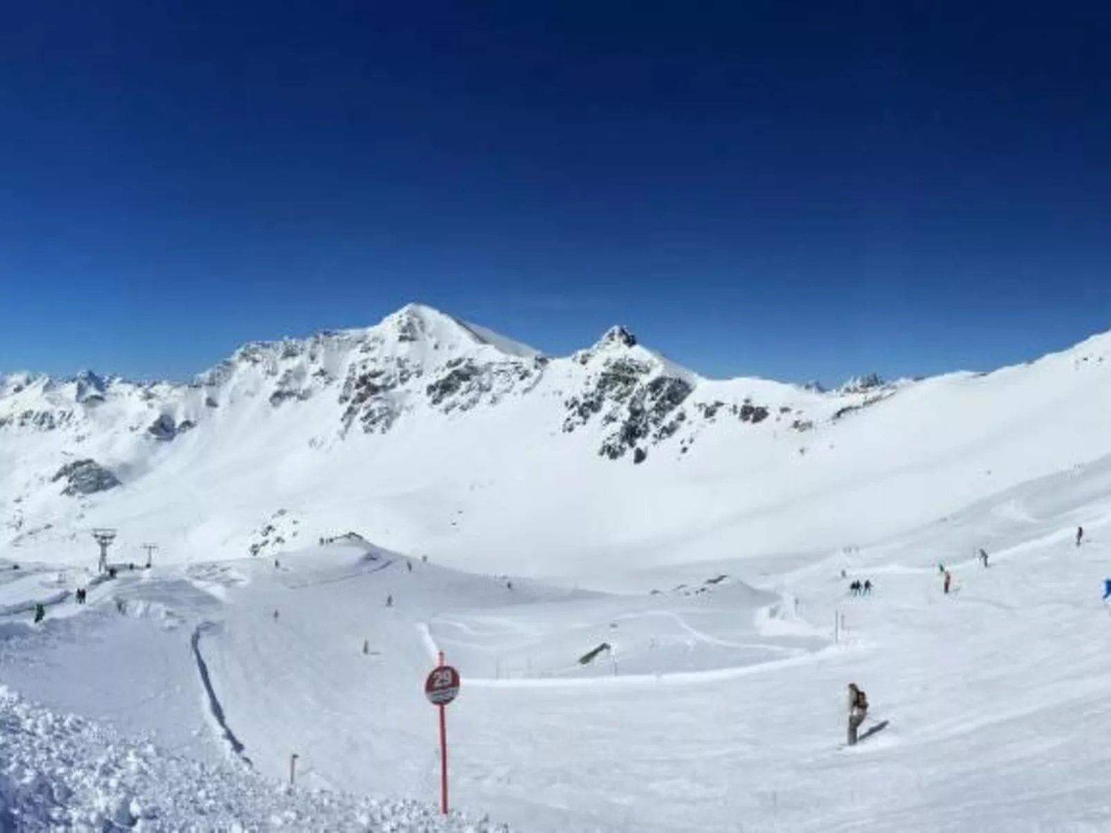 Trais Fluors-Image-tags.info