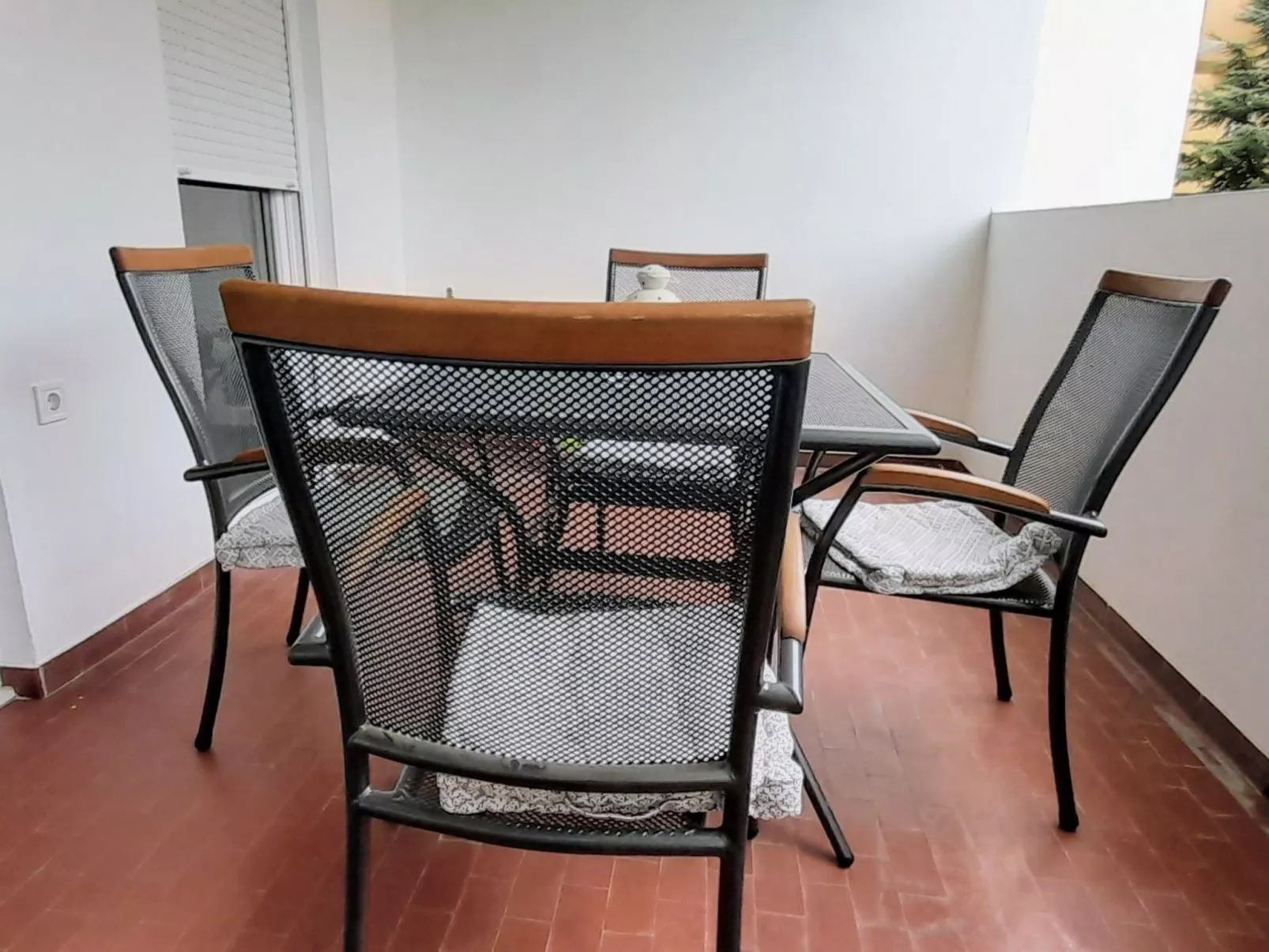 Wohnung mit Terrasse-Inside