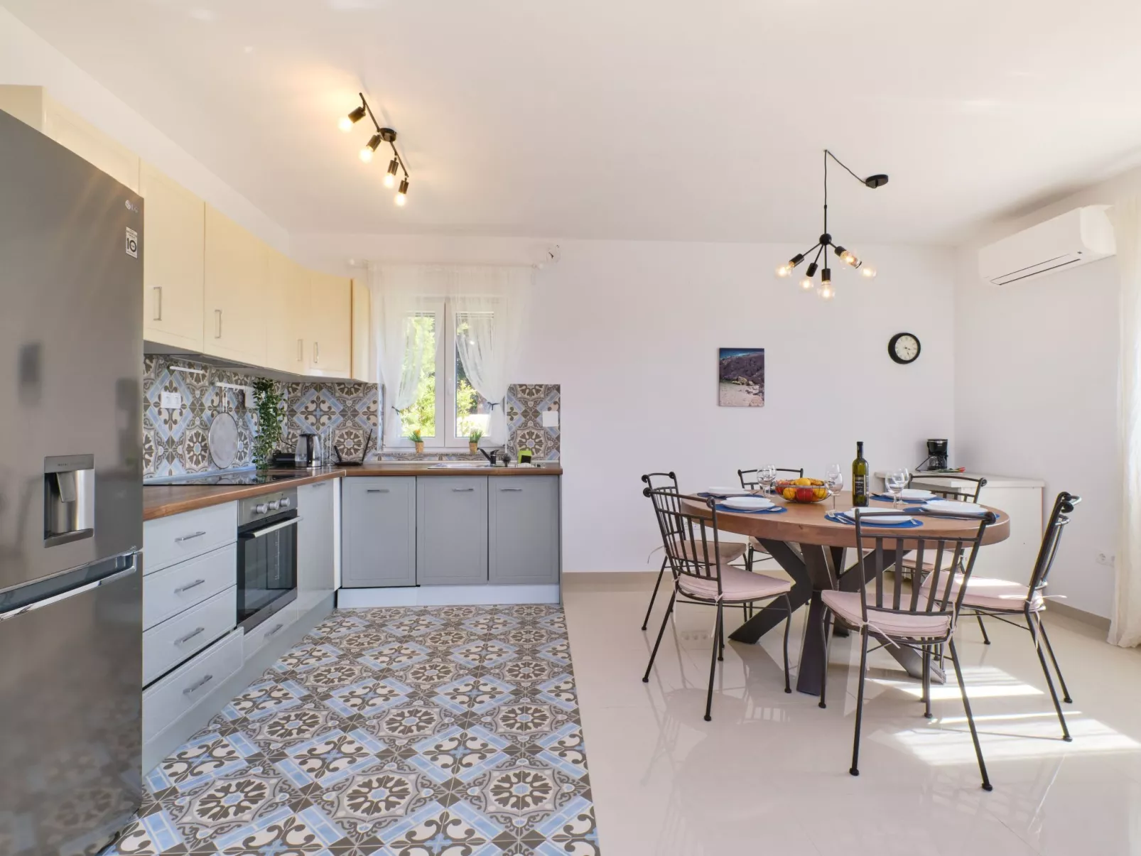 Mea Cres Meer Villa-Inside