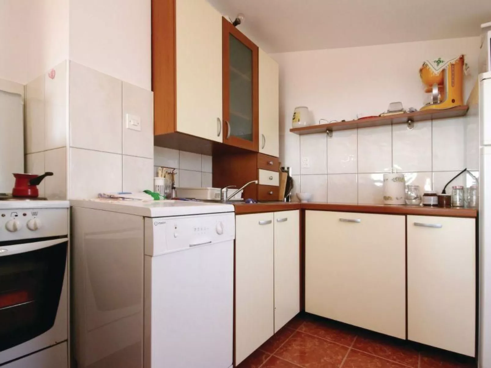 Geräumige Ferienvilla mit Pool und Meerblick-Image-tags.info