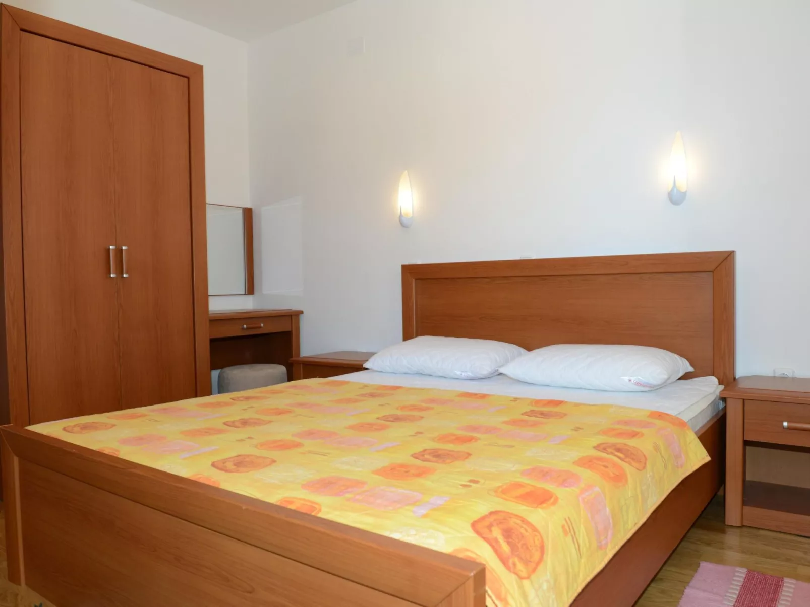 "Villa Pinta" mit Blick auf das Wasser-Drinnen