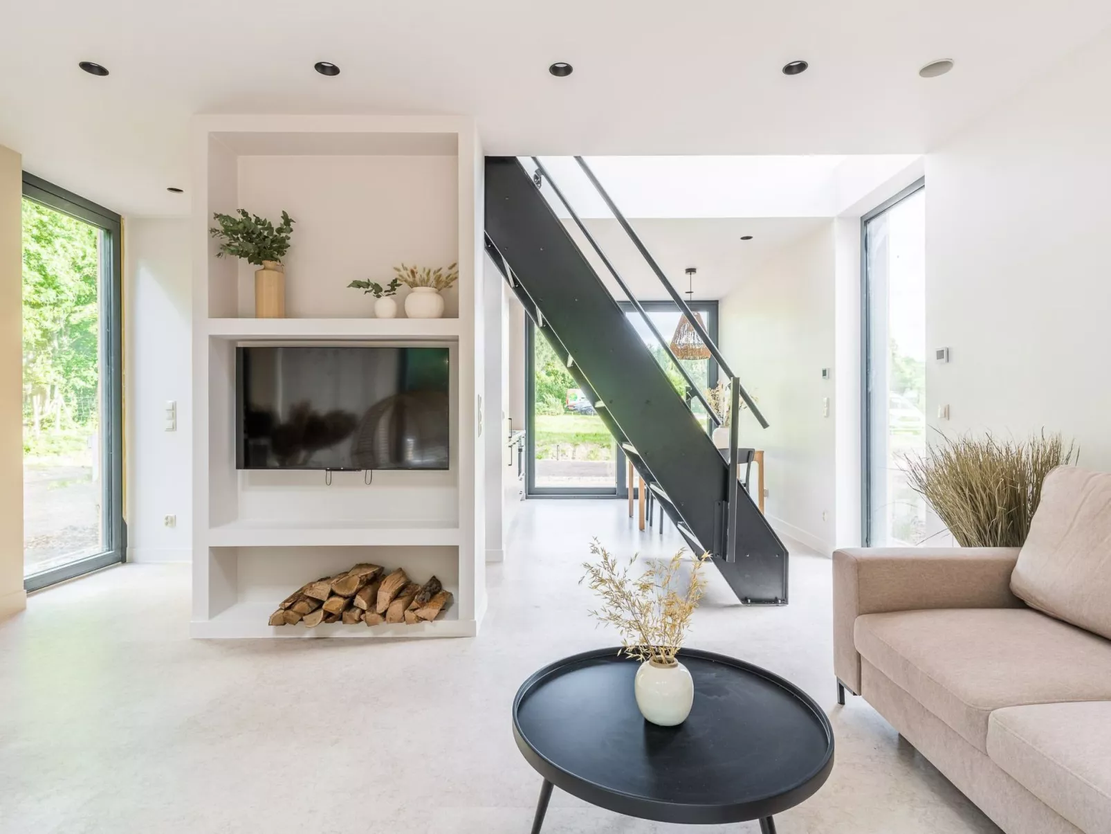 Sasino Park 22-Drinnen