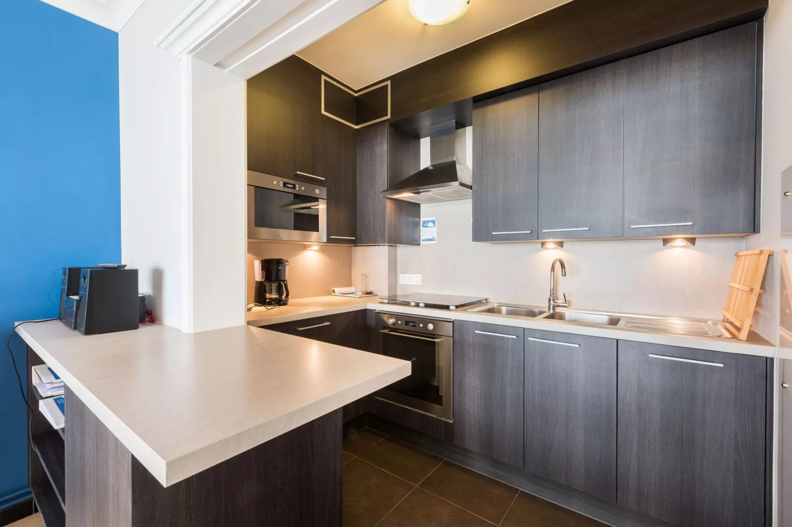 Apollo GV01G-Kitchen