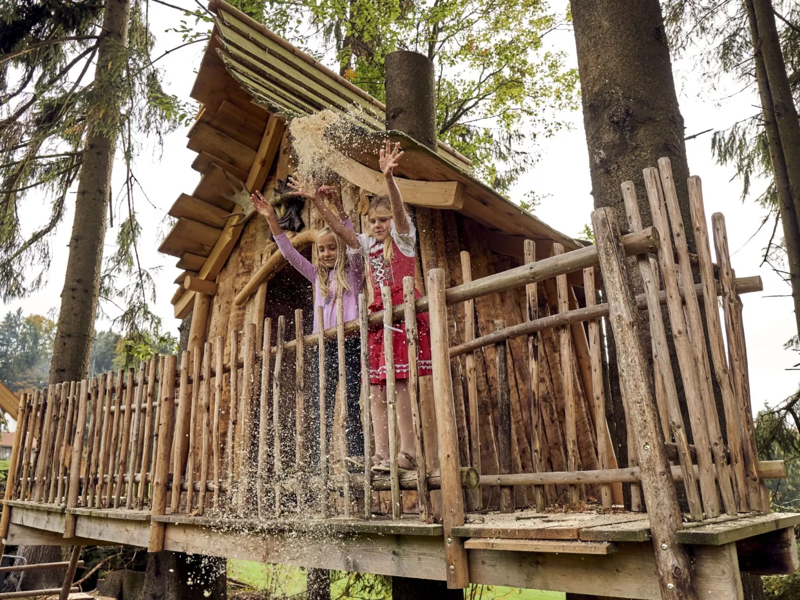  mit Terrasse und zwei Schlafzimmer-Outside