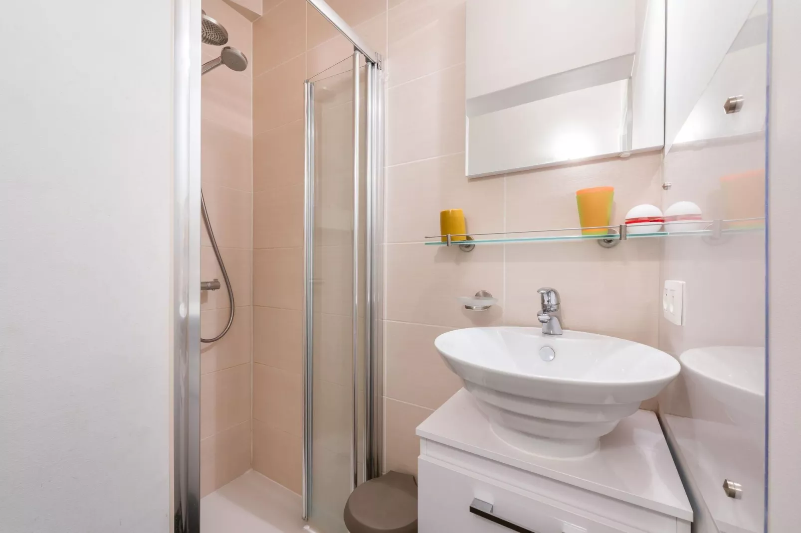 Apollo GV01G-Bathroom