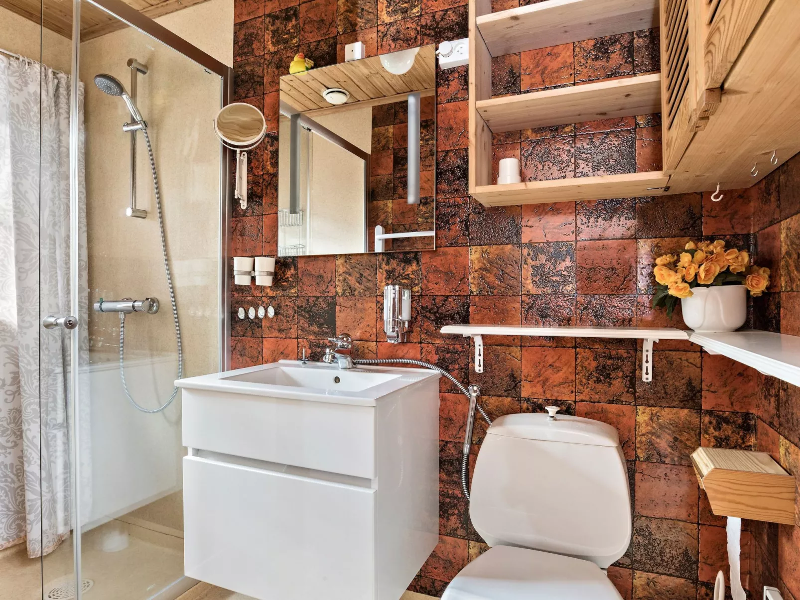 Idyllisch gelegenes, ebenerdiges Haus mit Terrasse-Dedans