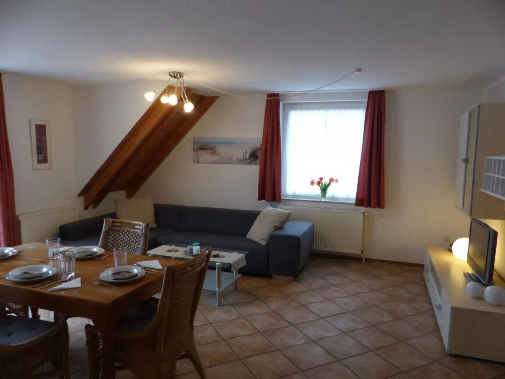 Einladende Obergschosswohnung mit sonnigem Balkon-Inside