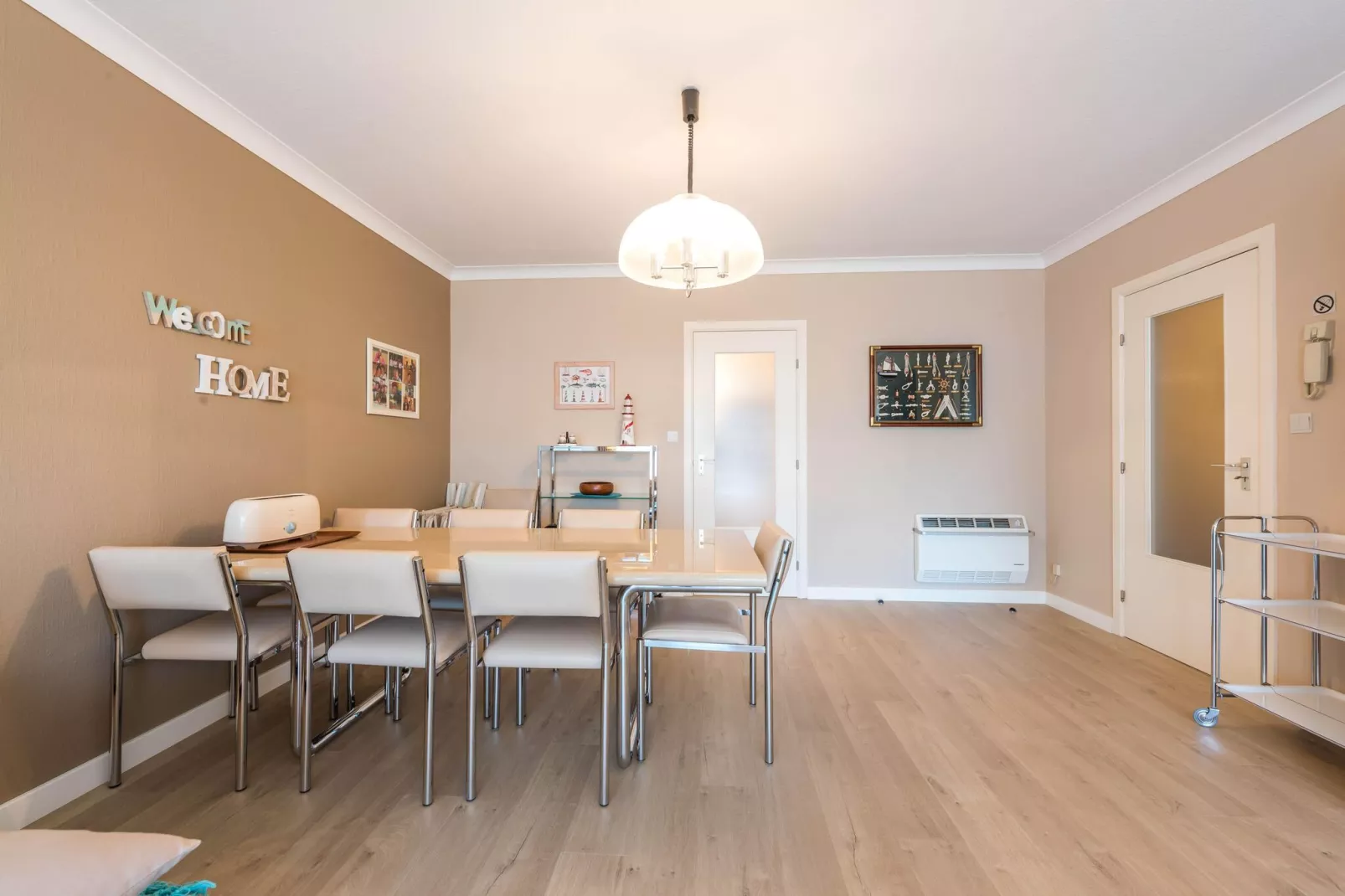 Ter panne 303  g-Dining room
