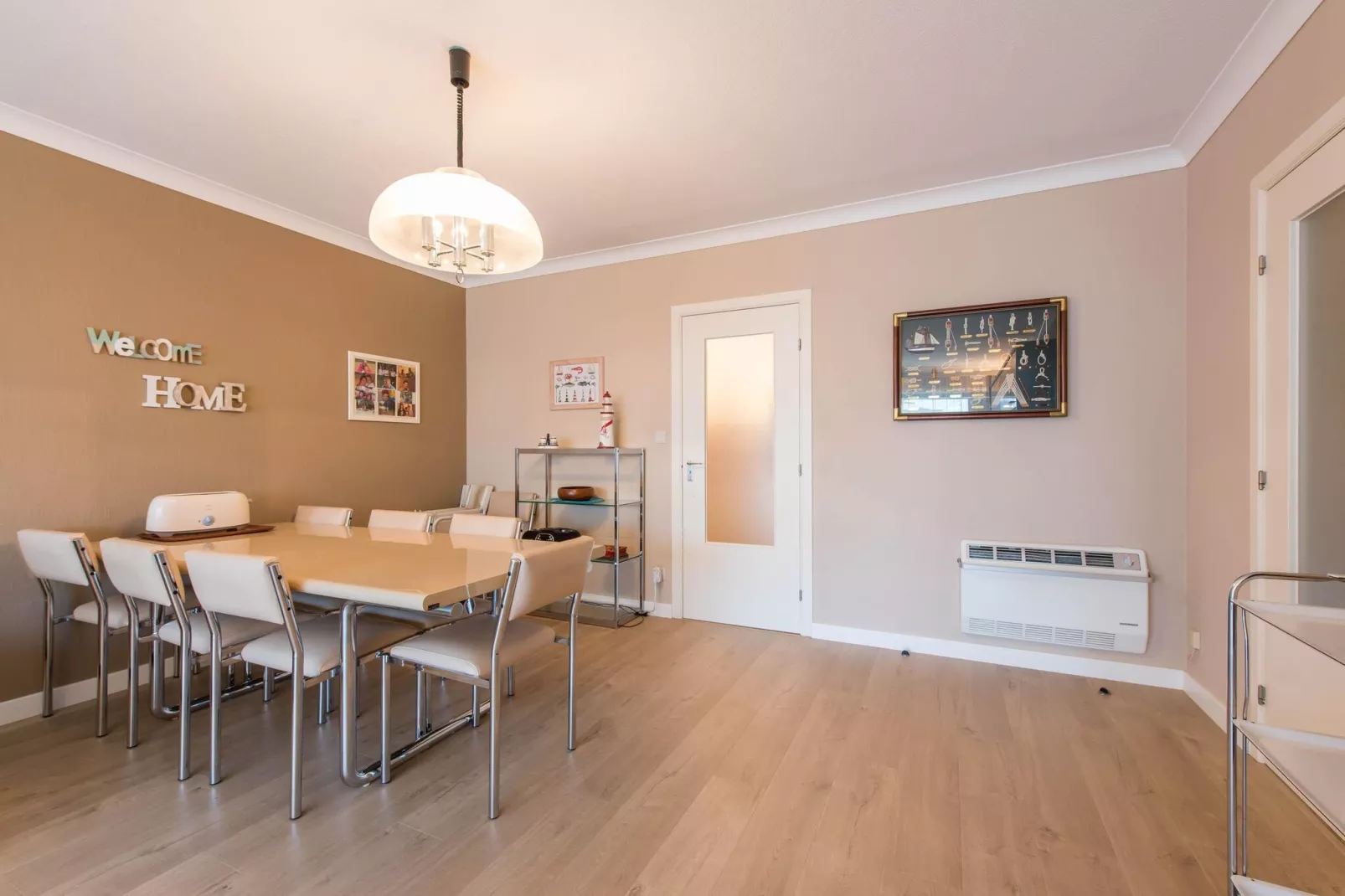 Ter panne 303  g-Dining room