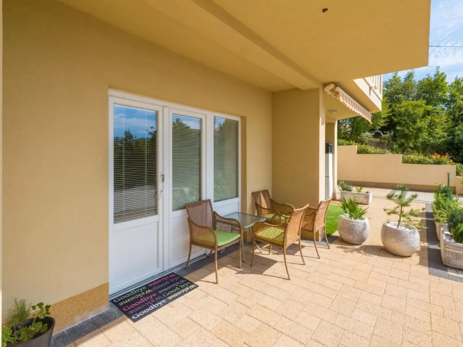 Apartment Josip-Dehors