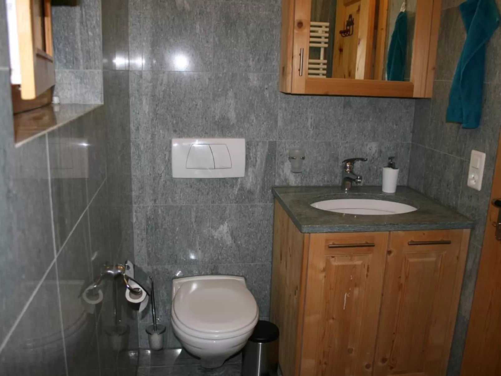 Chesa Genziana-Image-tags.info