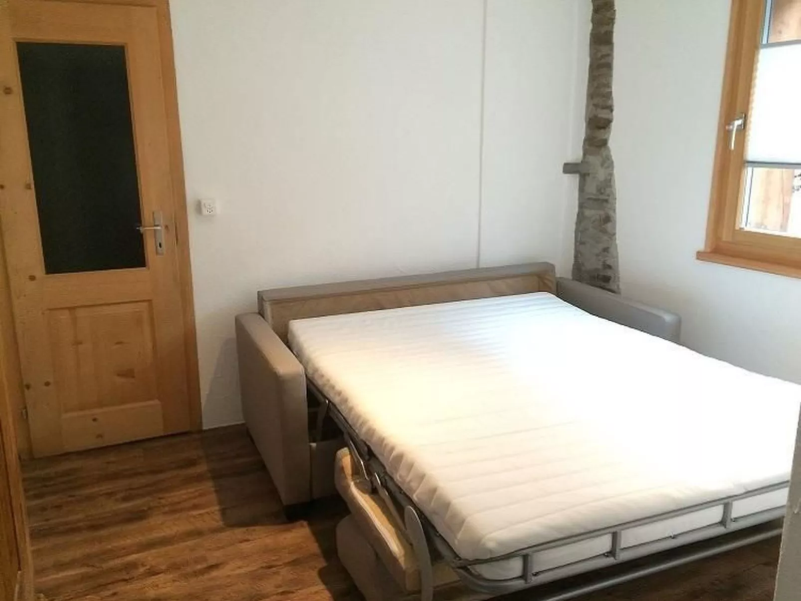 Charmantes 3.5 Zi Rustico-Drinnen