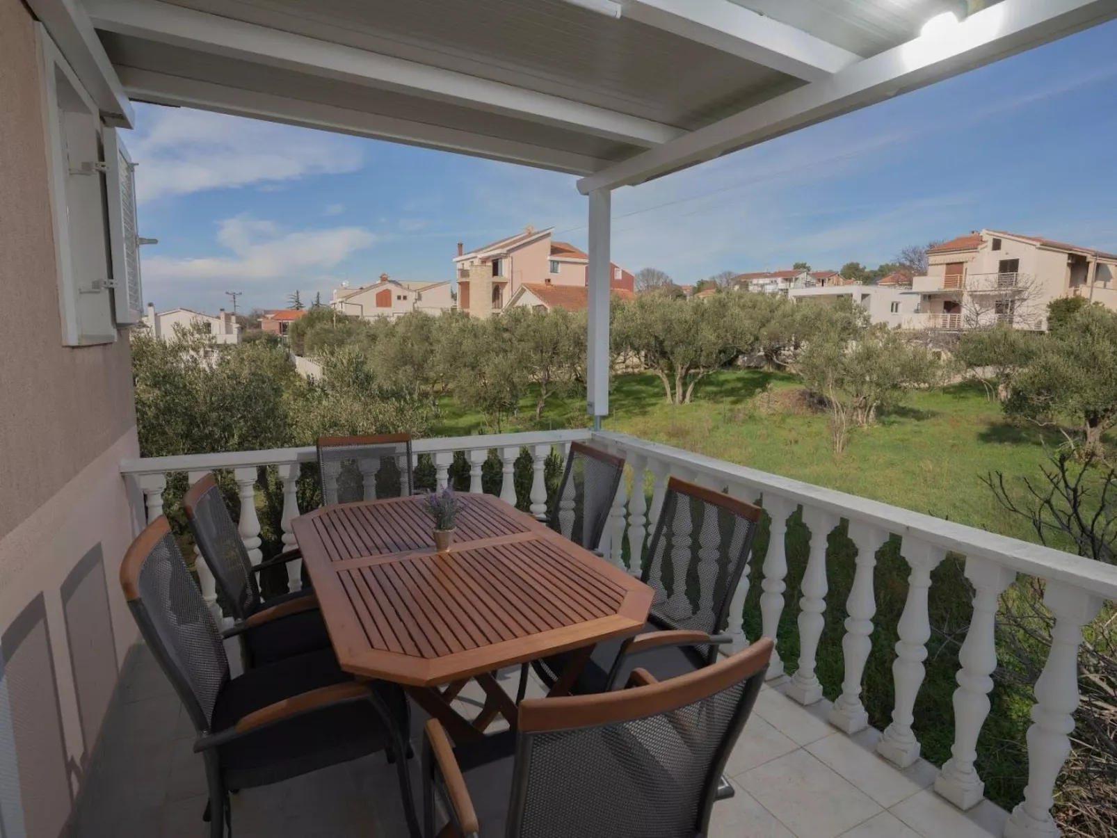 Schöne Wohnung in Sveti Filip I Jakov mit privatem Parkplatz-Image-tags.info