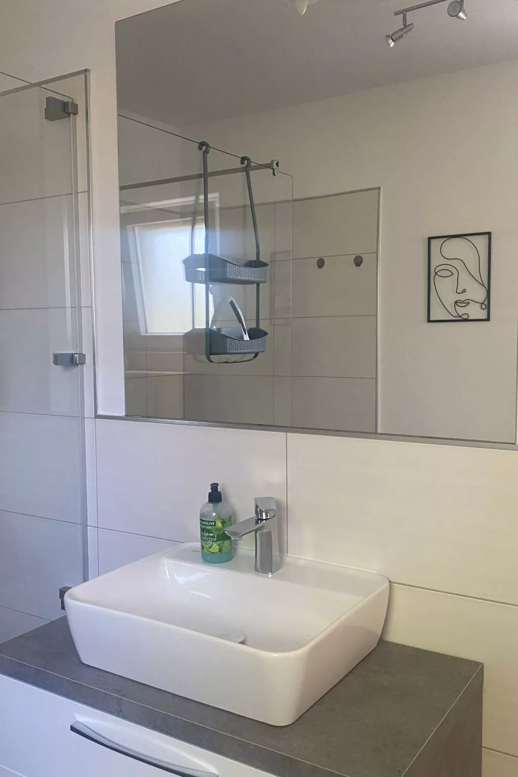 Großes Ferienhaus zur alleinigen Nutzung mit Pool-Inside