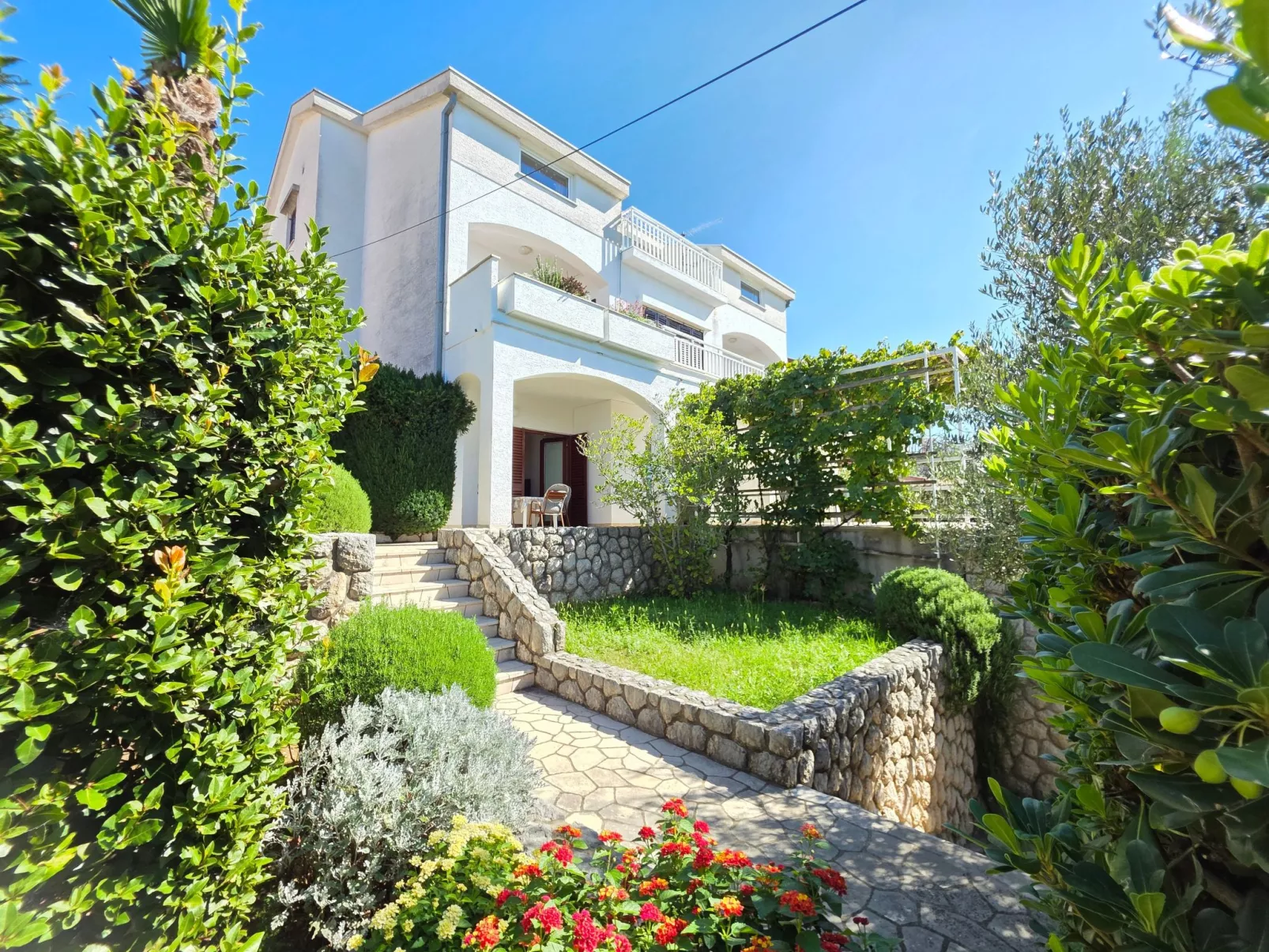 Wohnung für 4-5 Personen mit Terrasse-Dehors