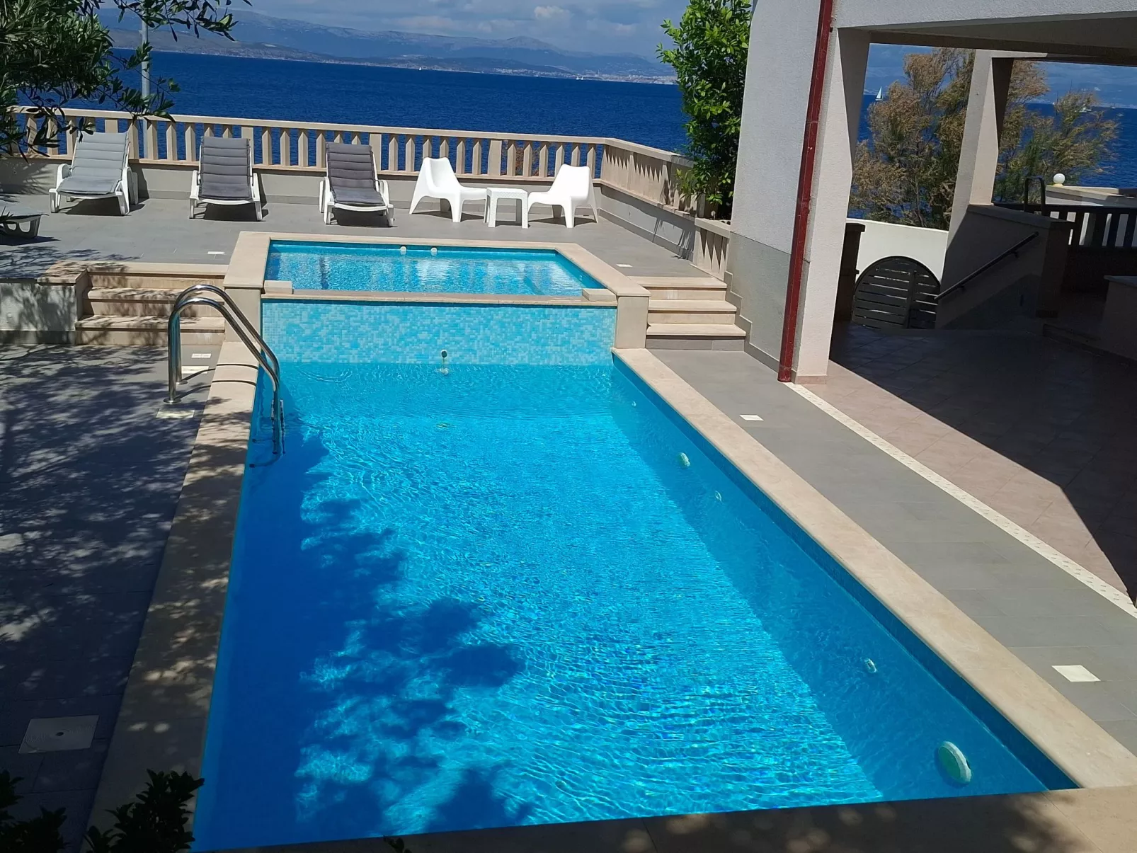 Mit beheiztem Außenpool-Outside