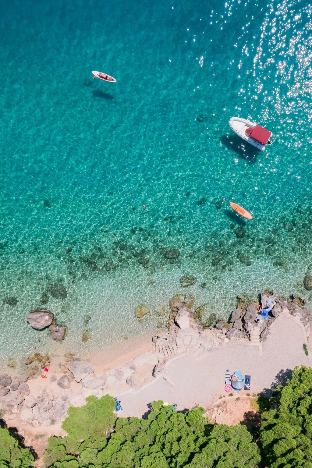 Charmantes Ferienhaus in Medići mit Privatem Pool-Draußen