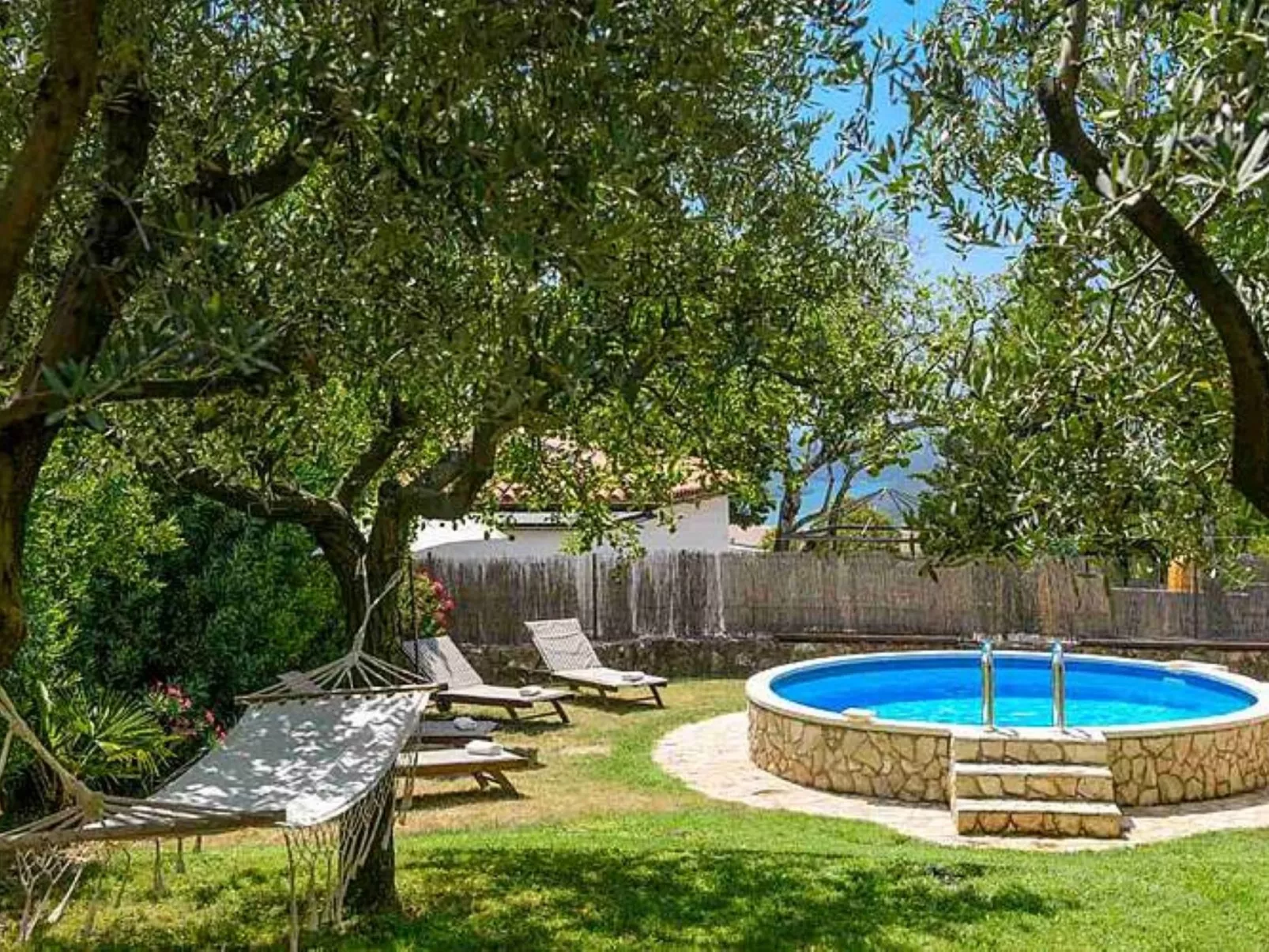 Komfortable, ruhige Erdgeschoss-Ferienwohnung-Image-tags.info