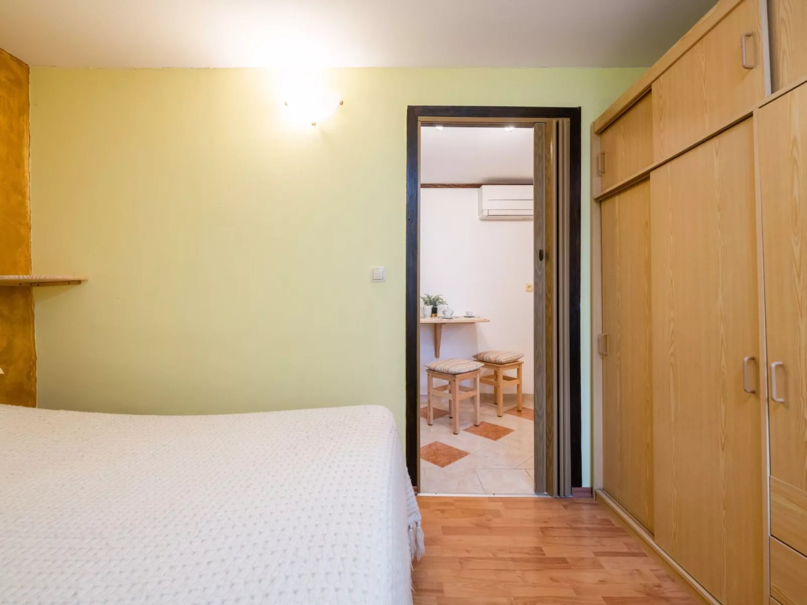 Studio apartment Larca-Dedans