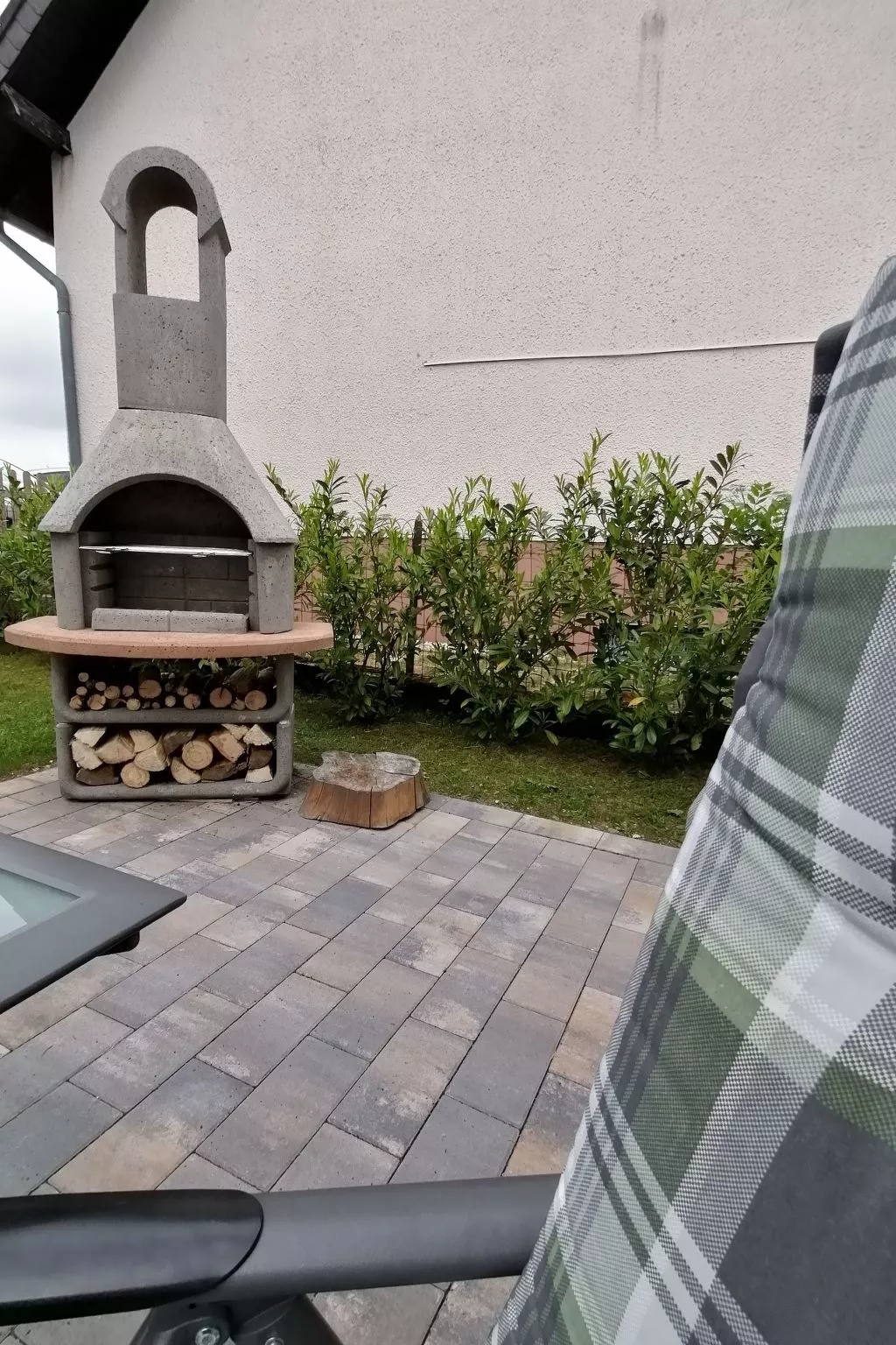 Appartement mit Terrasse-Draußen