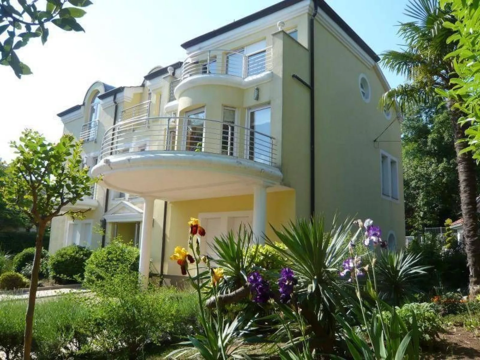 Erdgeschoss-Apartment A2-Draußen