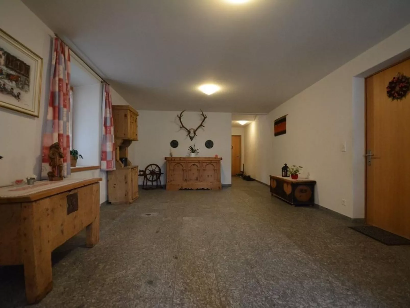 Chesa Lony-Image-tags.info