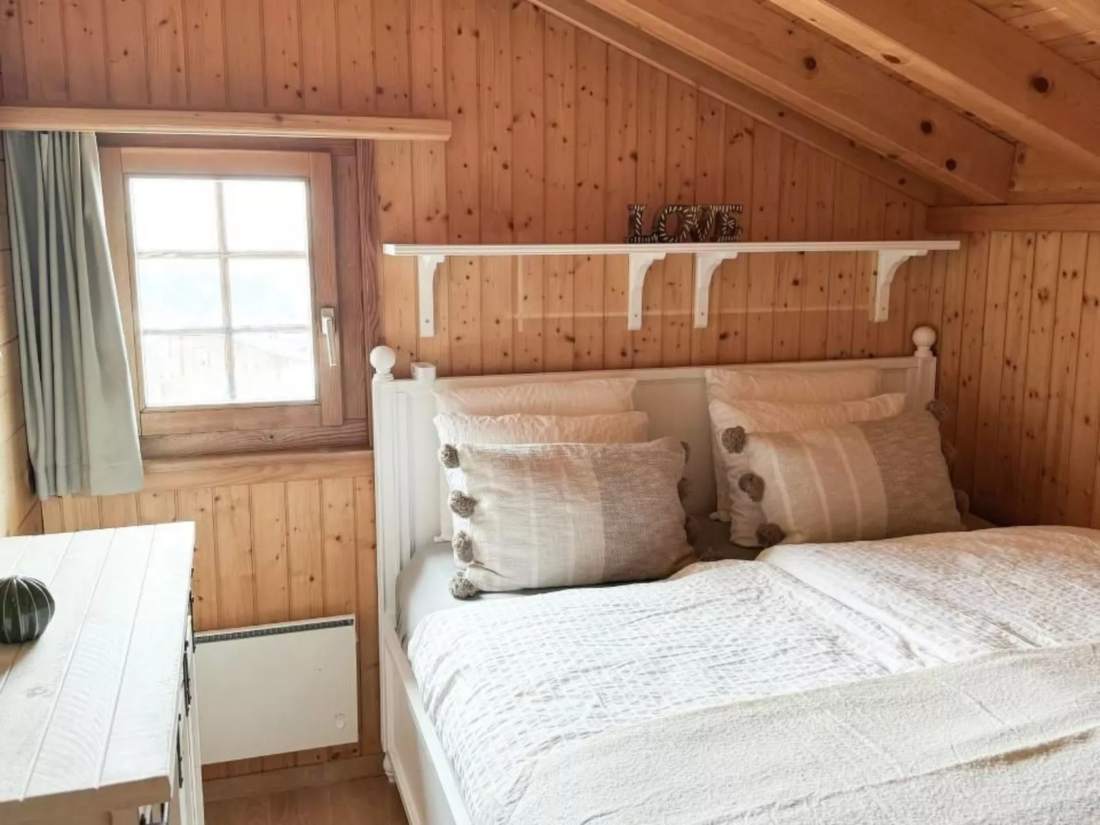 Chalet Domino-Image-tags.info